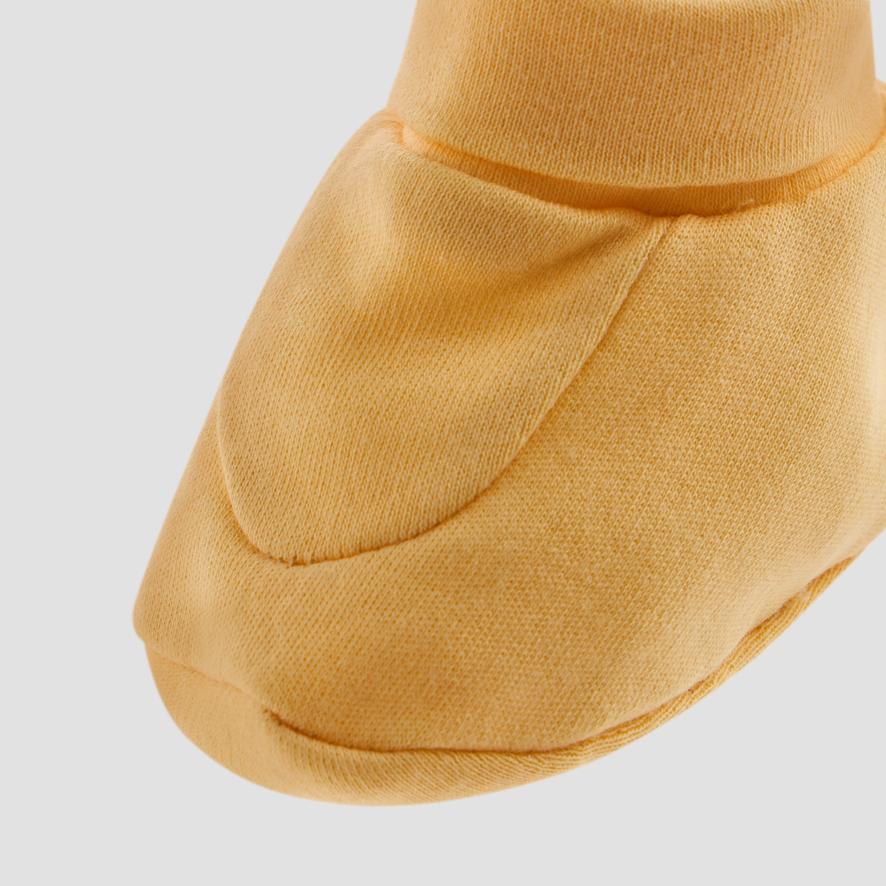 أبوات متنوّعة من جونيورز - طقم من قطعتين-baby-boys-shoes-booties-image-3