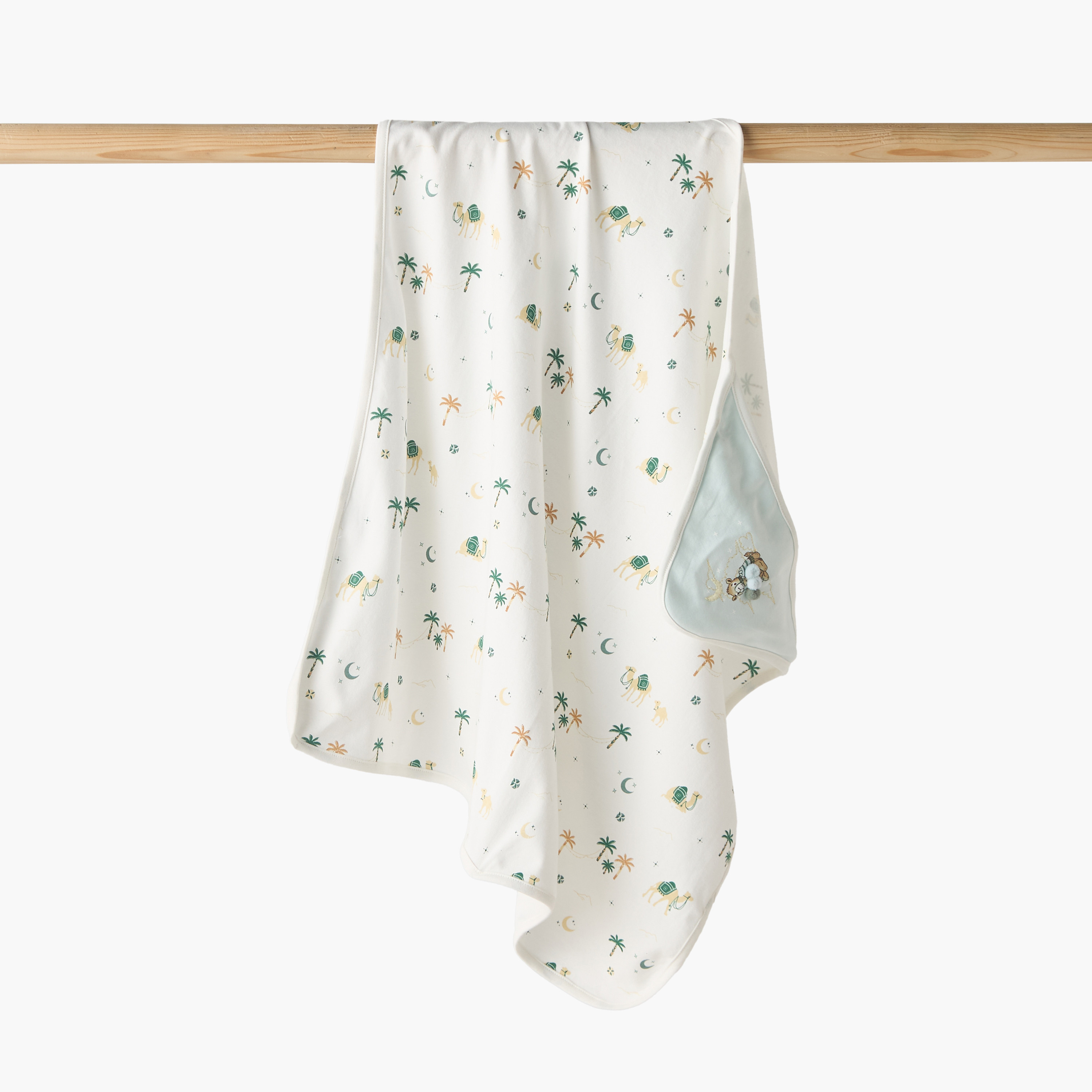 بطانية قطن لحديثي الولادة بغطاء رأس وطبعات صحراء من جونيورز-baby-nursery-blanketsandswaddles-receivingblankets-image-1