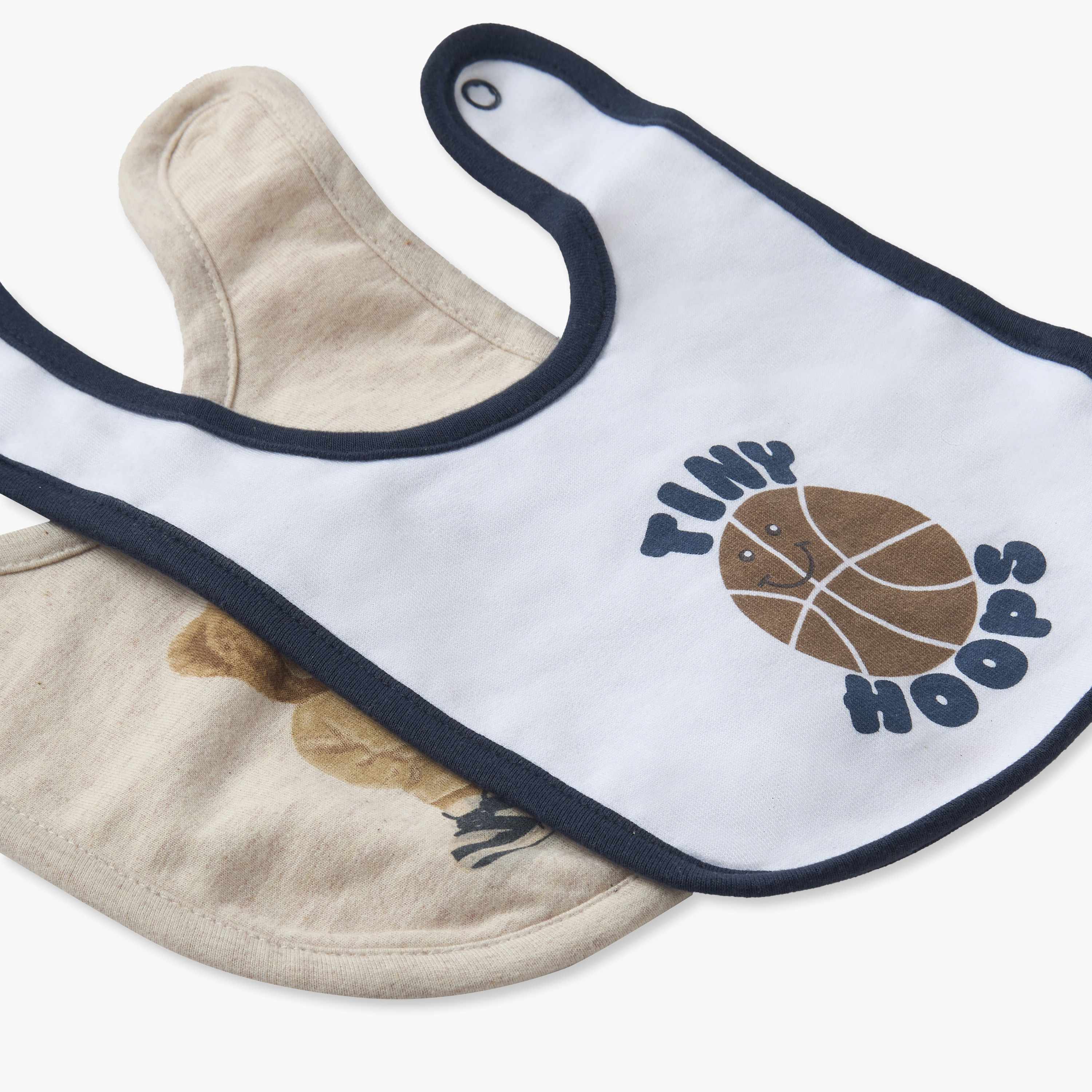 مريلة أطفال بطبعات جرافيك من جونيورز - طقم من قطعتين-baby-feeding-bibs-image-5
