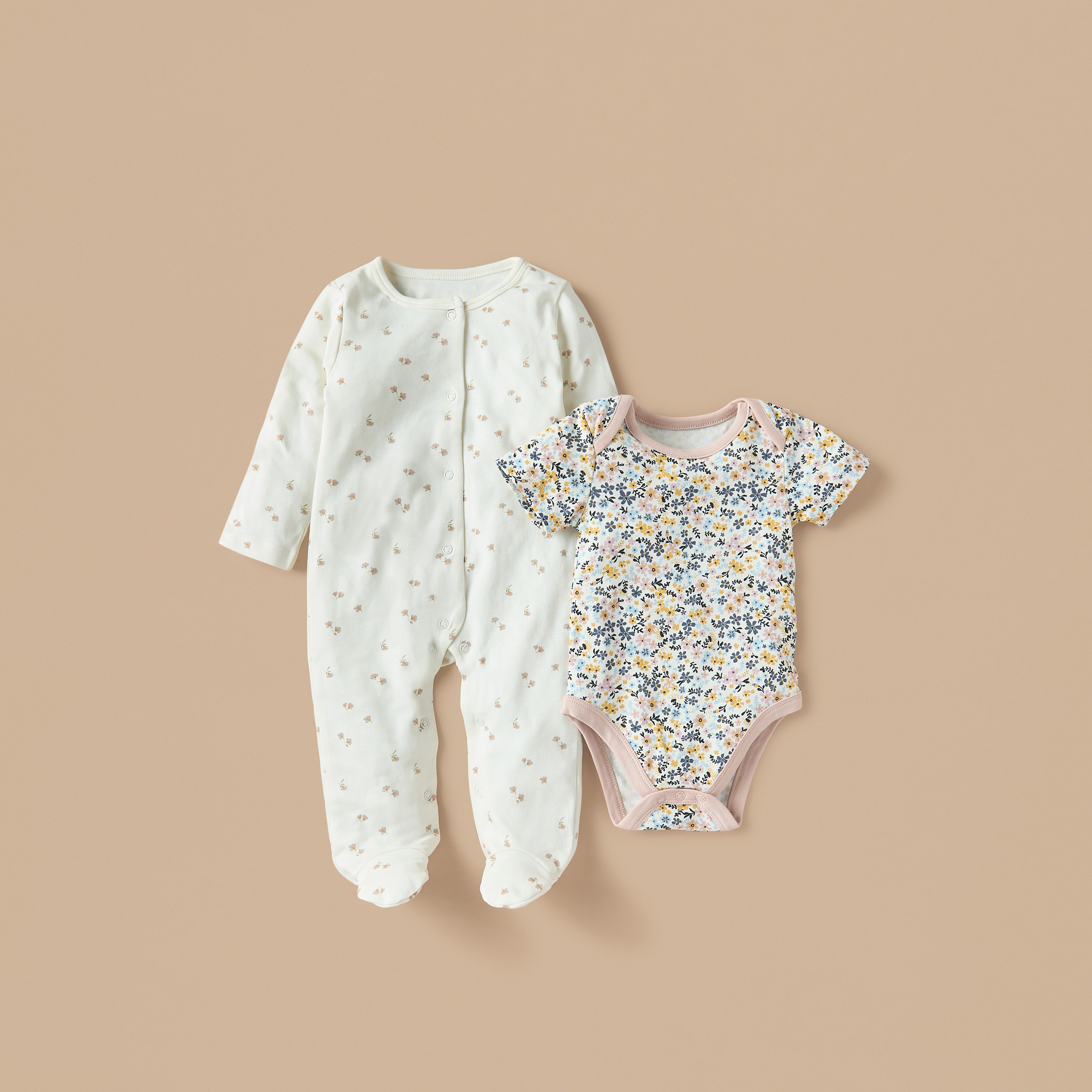 طقم ملابس 5 قطع بطبعات من جونيورز-baby-girls-clothing-setsandcoords-image-2