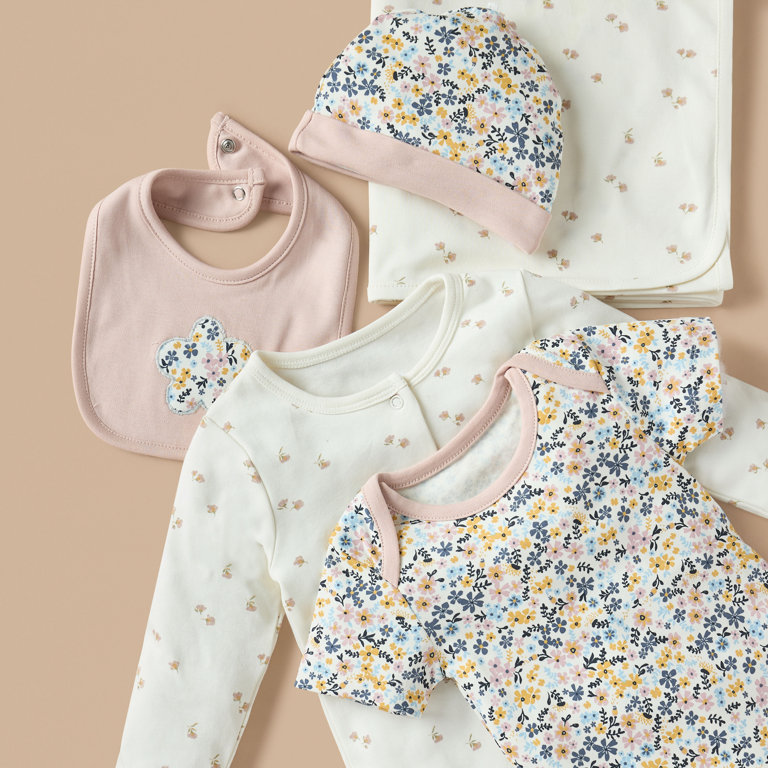 طقم ملابس 5 قطع بطبعات من جونيورز-baby-girls-clothing-setsandcoords-image-5
