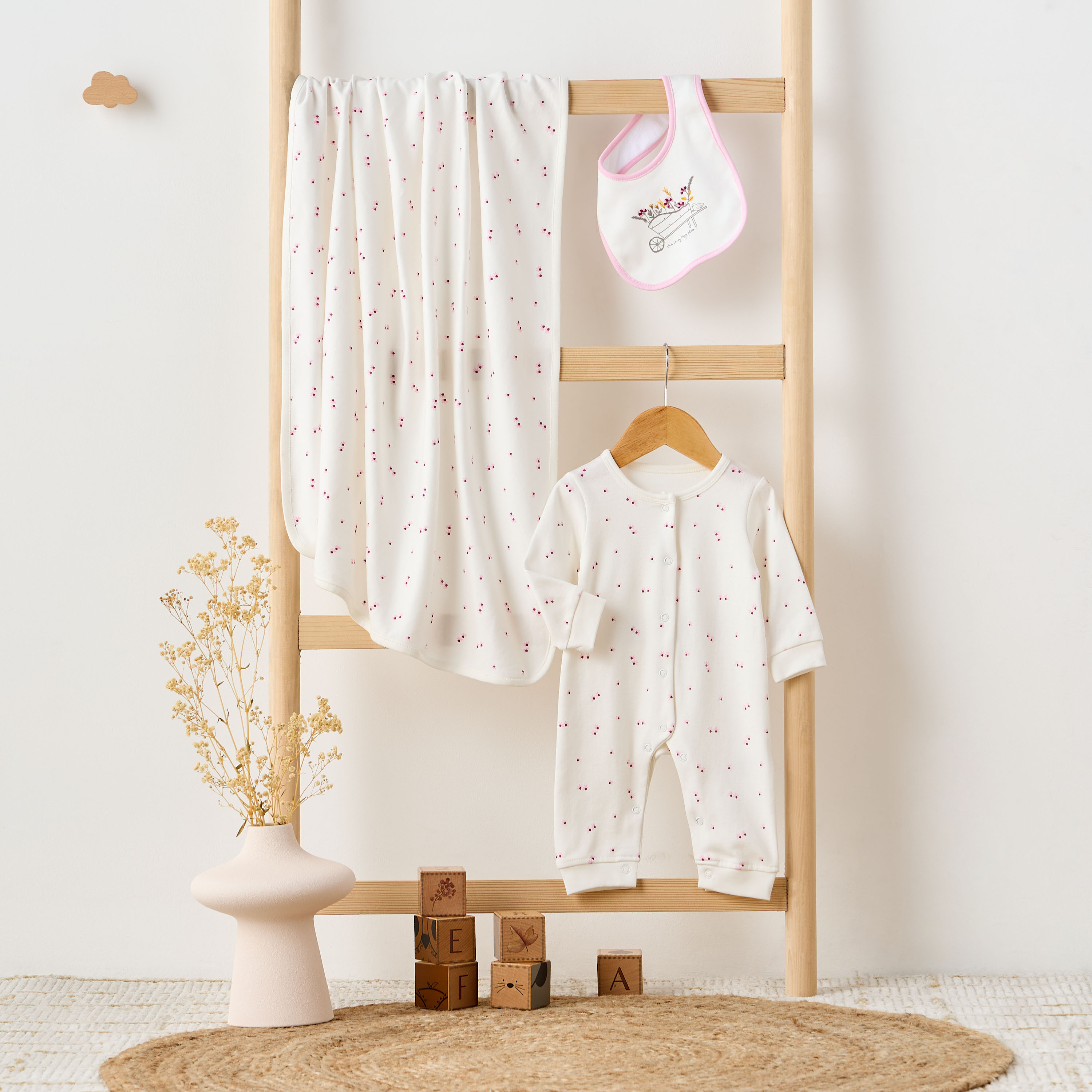 Juniors Printed Sleepsuit with Bib and Receiving Blanket-baby-boys-clothing-setsandcoords-image-8
