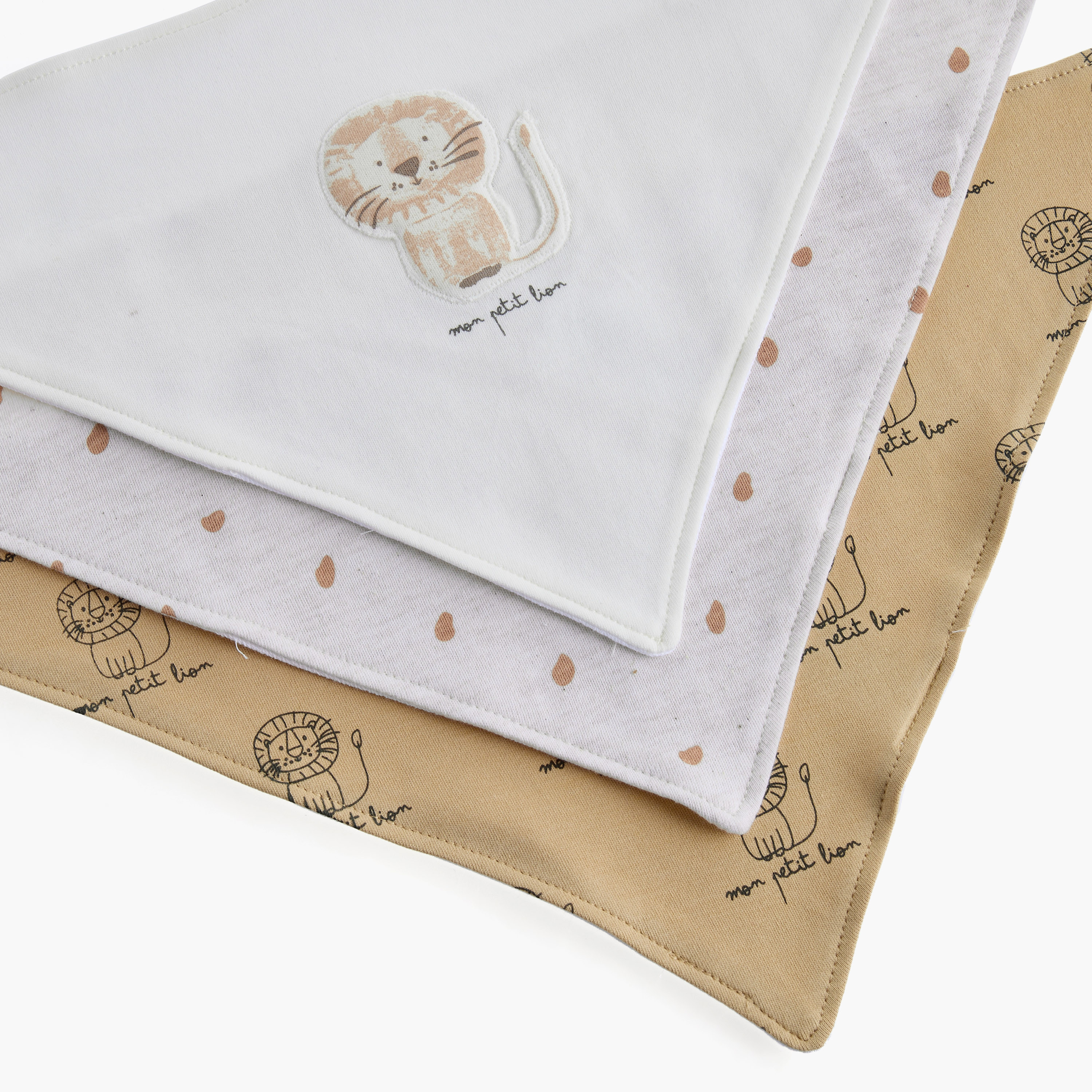 Juniors Printed Muslin Bib with Button Closure - Set of 3-baby-feeding-bibs-image-6