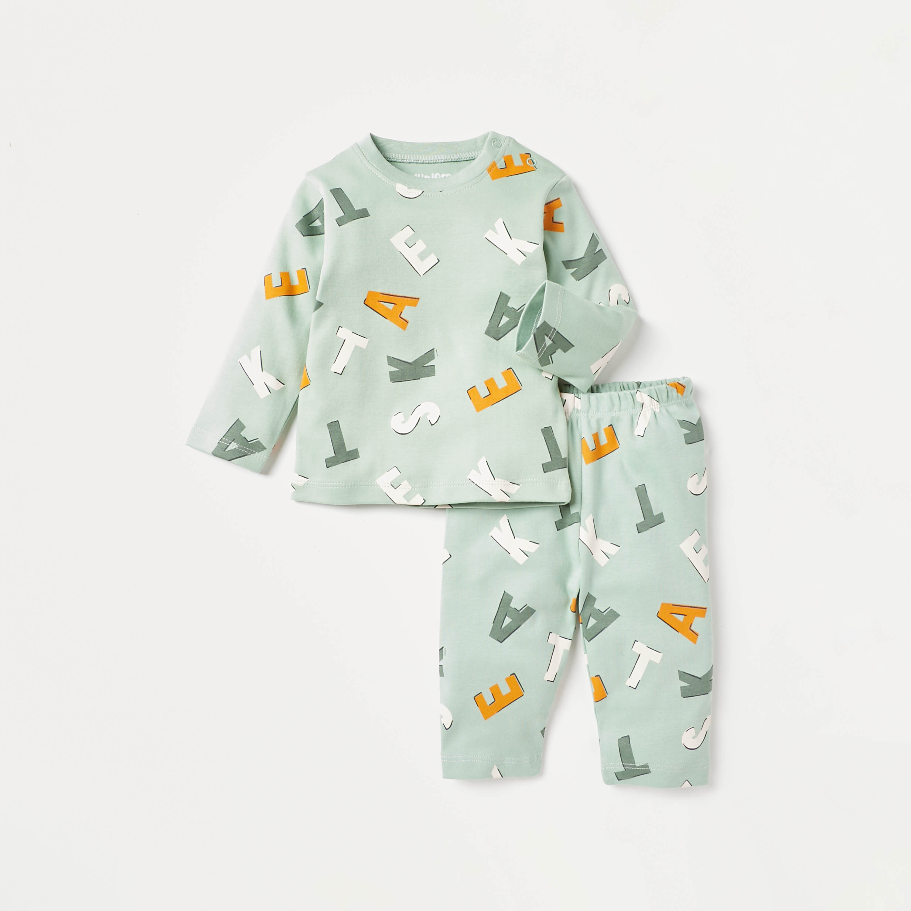 طقم بنطلون بيجاما وتيشيرت قطن بطبعات من جونيورز-promo_babyshop_Buy3for79_KSA130126-image-1