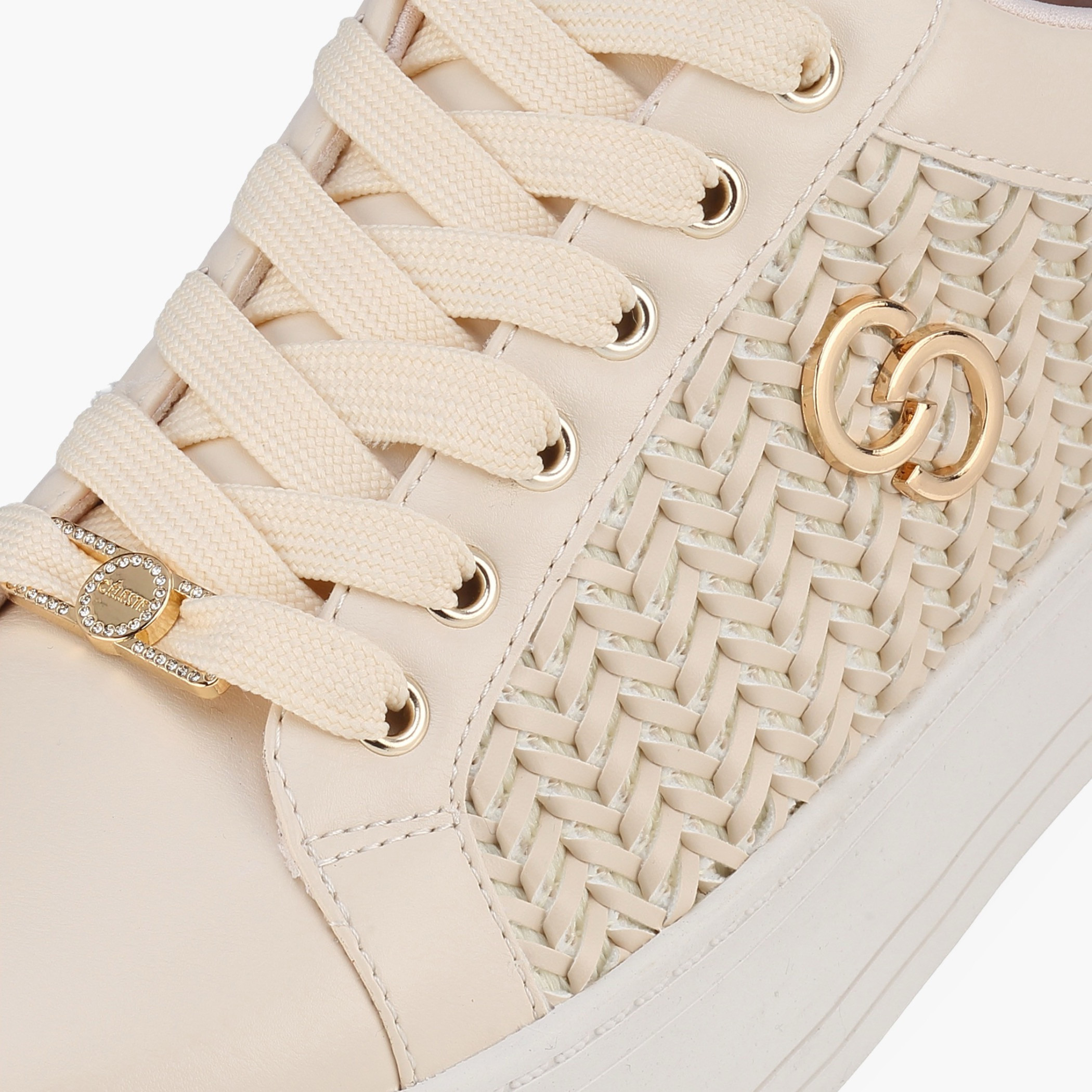 حذاء سنيكرز منسوج بارز الملمس برباط إغلاق للنساء من سيلست-women-shoes-sneakers-image-4