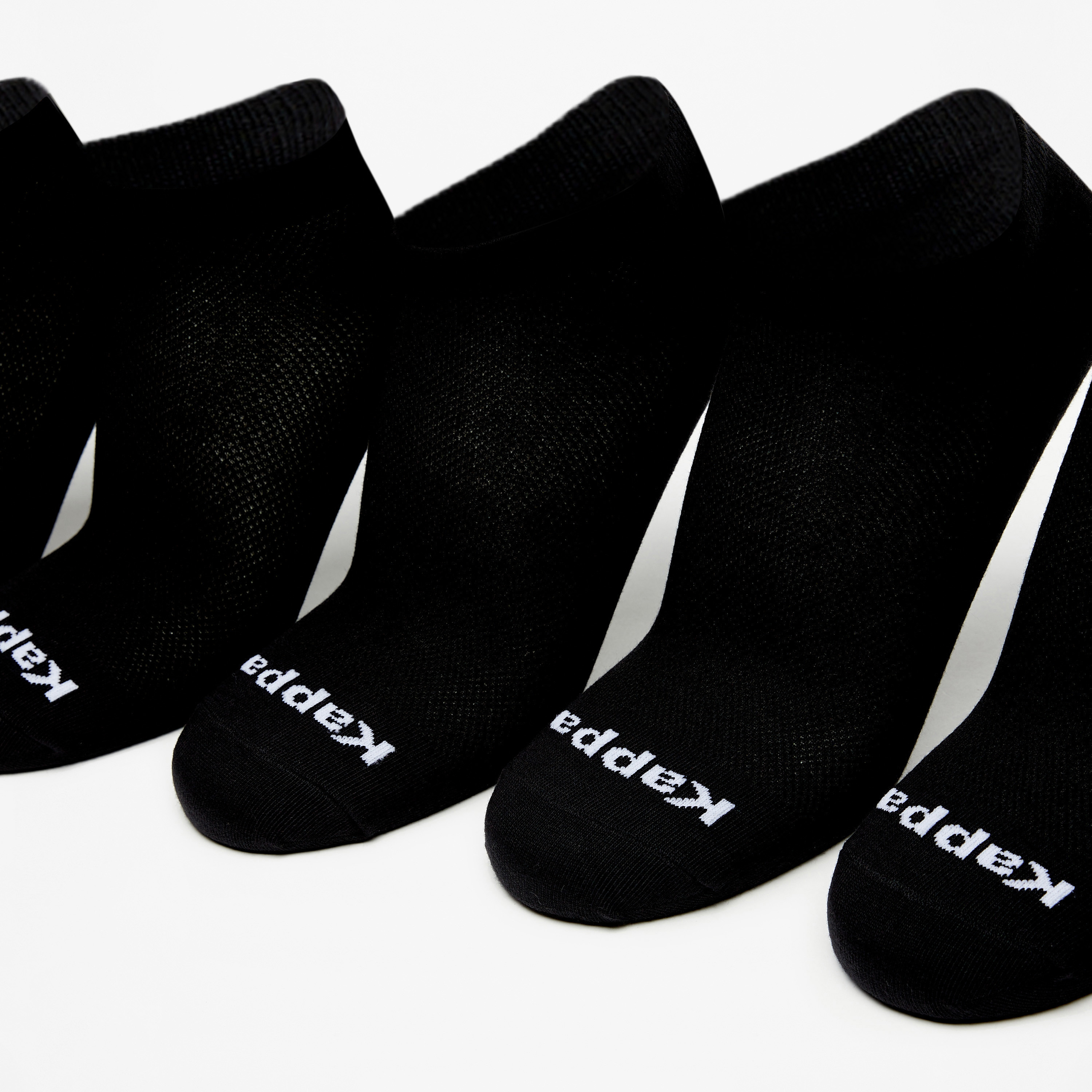طقم جوارب رياضية 6 أزواج بطول الكاحل وتفاصيل الشعار من كابا-men-socks-image-2