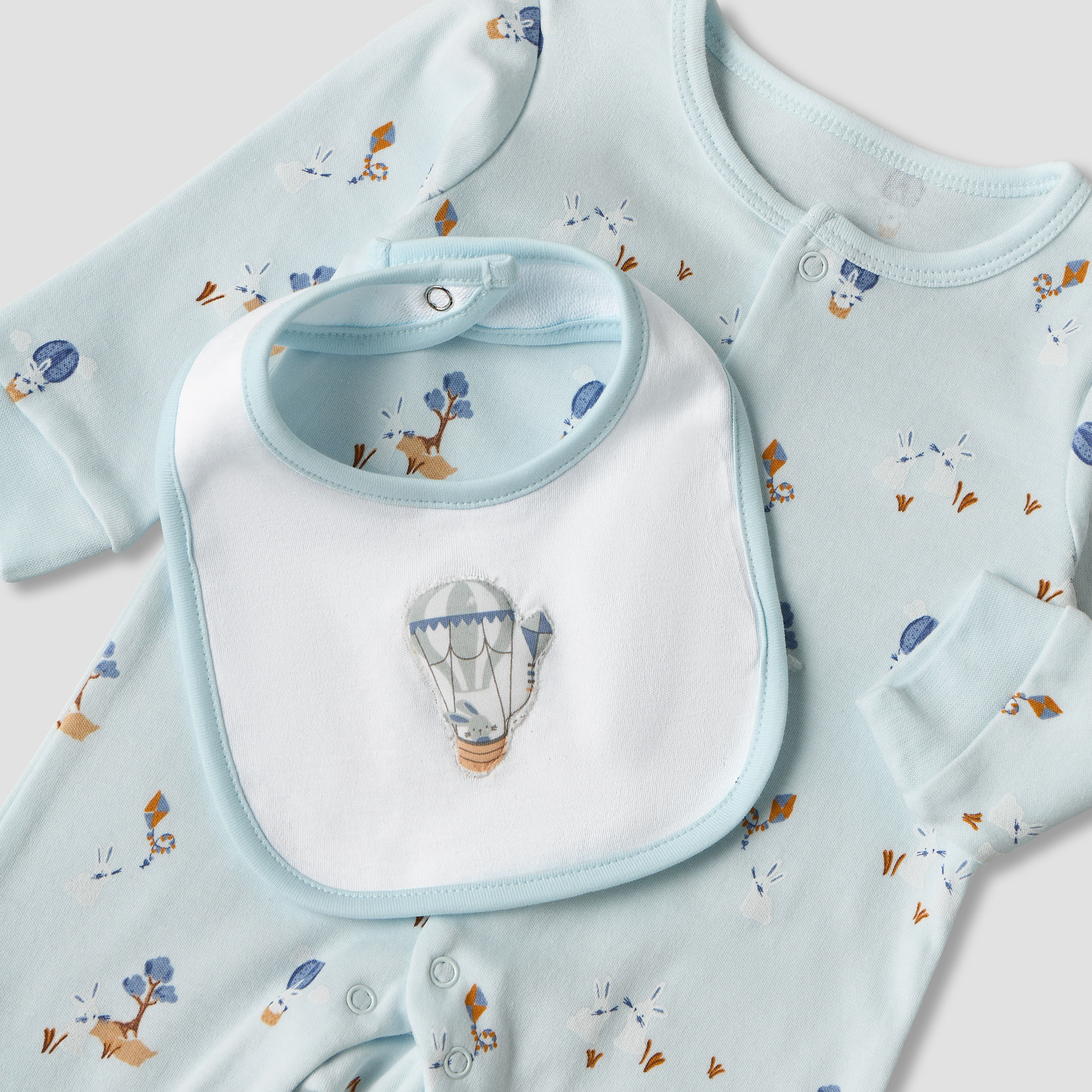 طقم هدايا ملابس بطبعات من جونيورز - 3 قطع-baby-boys-clothing-setsandcoords-image-6