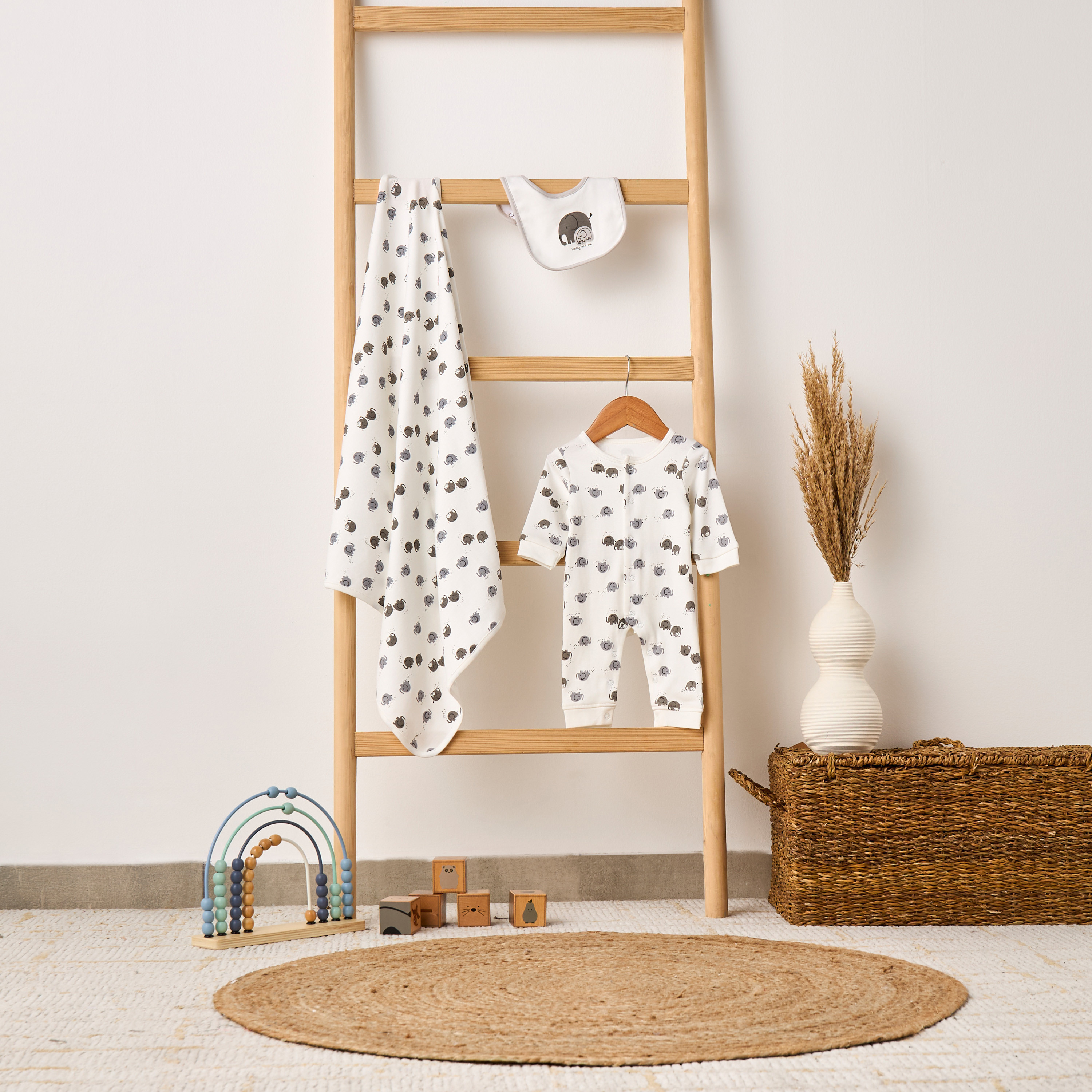 Set of 3 Juniors Clothing Gift Set with Elephant Print-baby-boys-clothing-setsandcoords-image-8