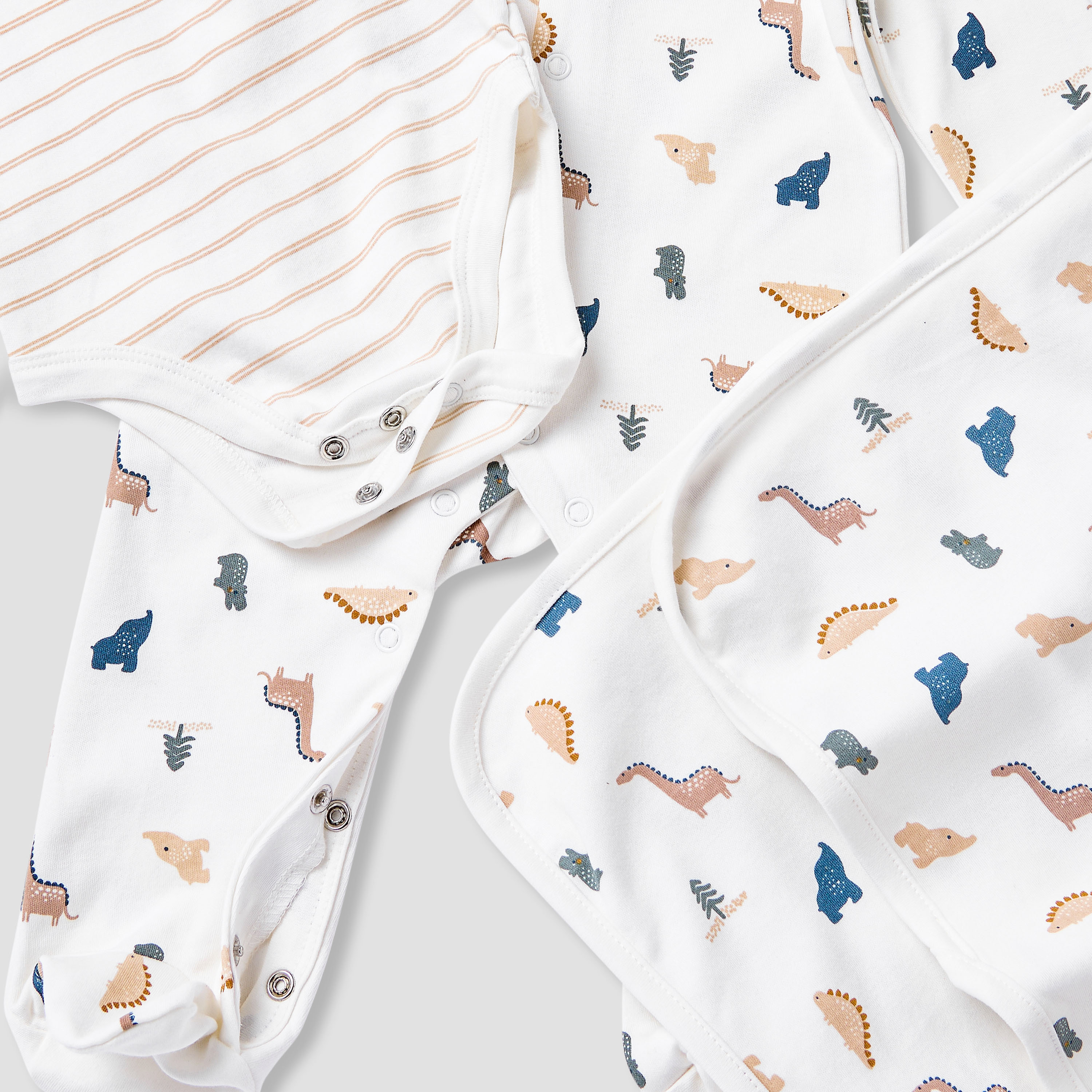 طقم ملابس هدايا بطبعات ديناصور 6 قطع من جونيورز-baby-boys-clothing-setsandcoords-image-8