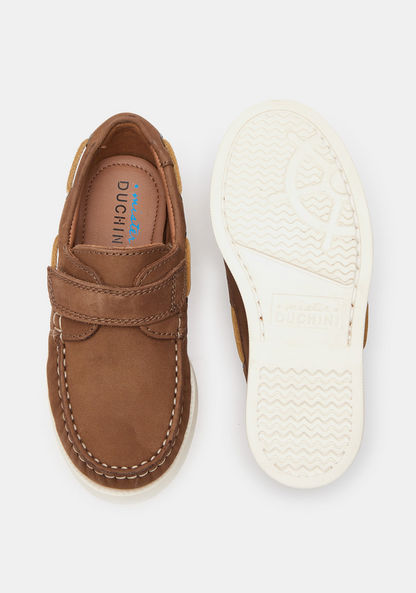 Mister Duchini Solid Slip-On Moccasins with Stitch Detail