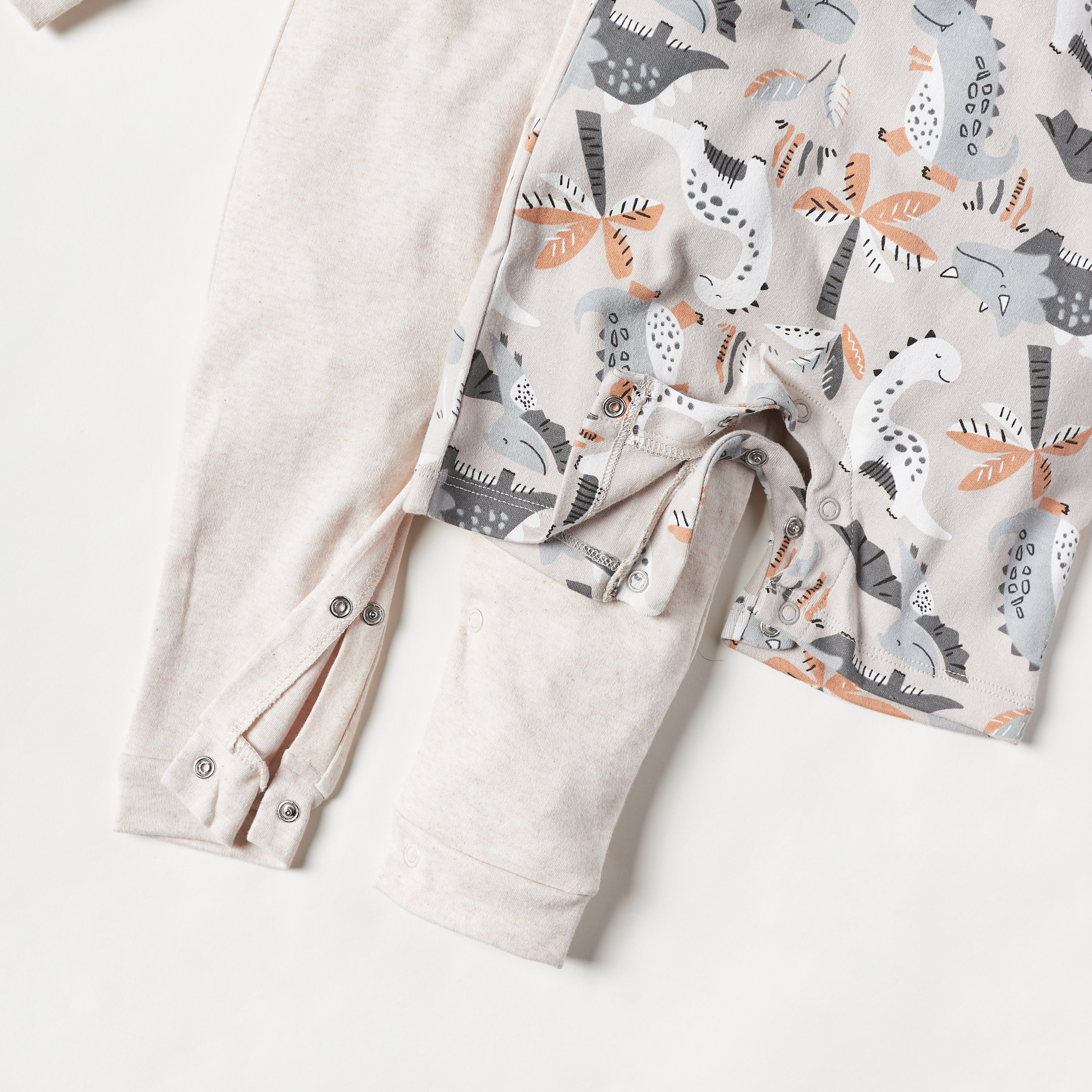طقم بدلة نوم ورومبير بطبعة ديناصور من جونيورز-baby-boys-clothing-nightwear-sleepsuits-image-3