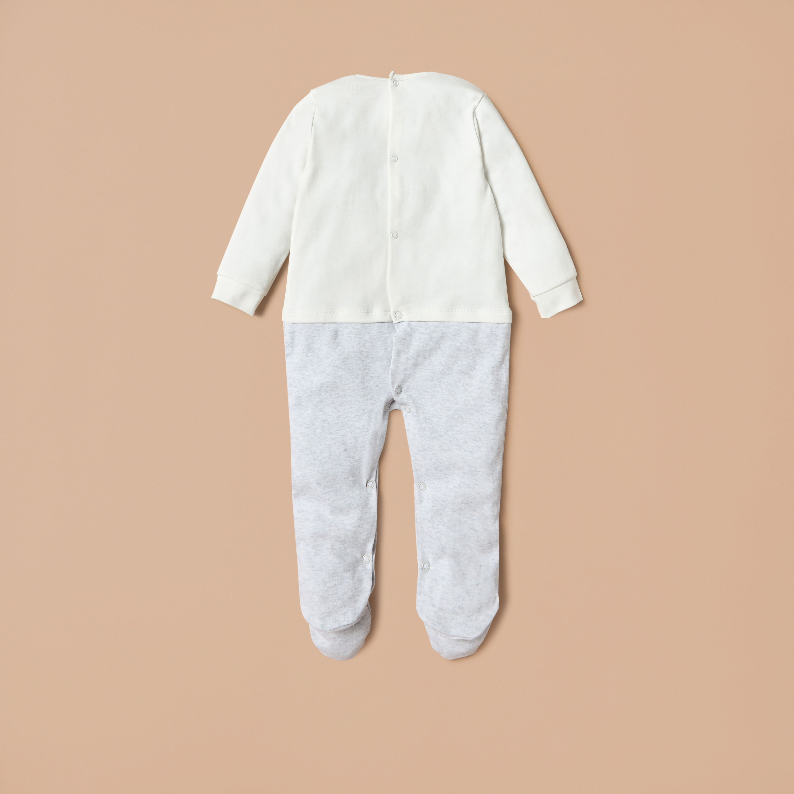 بدلة نوم بأقدام وتزيينات سفاري وأكمام طويلة من جونيورز-baby-boys-clothing-nightwear-sleepsuits-image-2