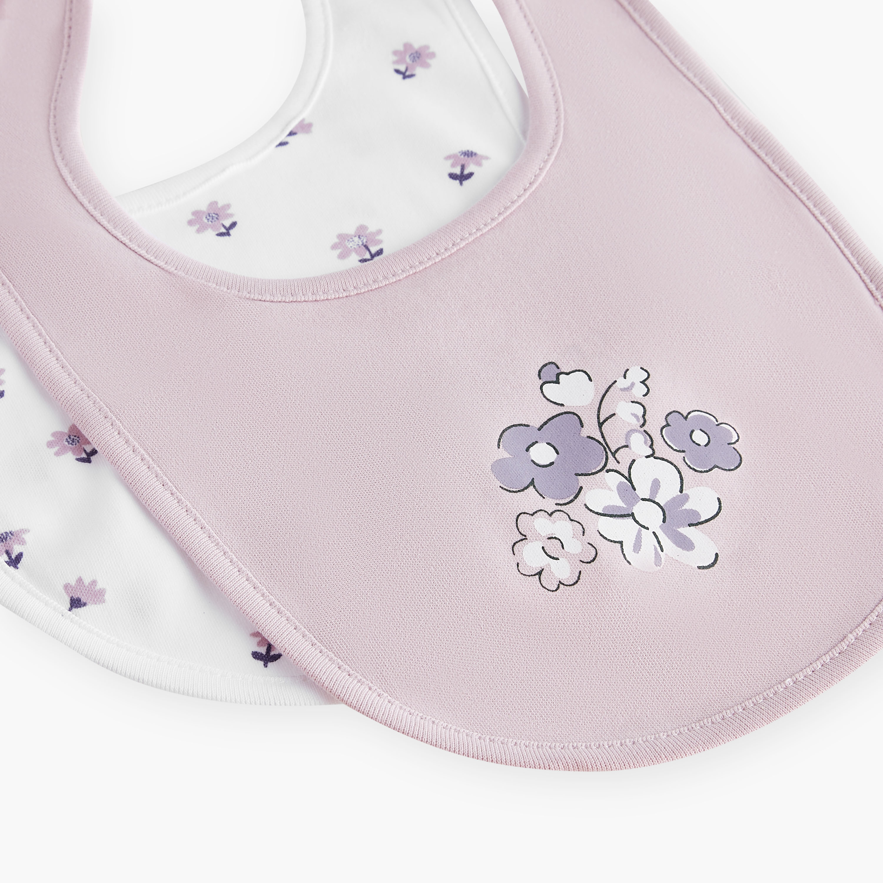 مريلة بطبعات زهرية وزر إغلاق من جونيورز - طقم من قطعتين-baby-feeding-bibs-image-5