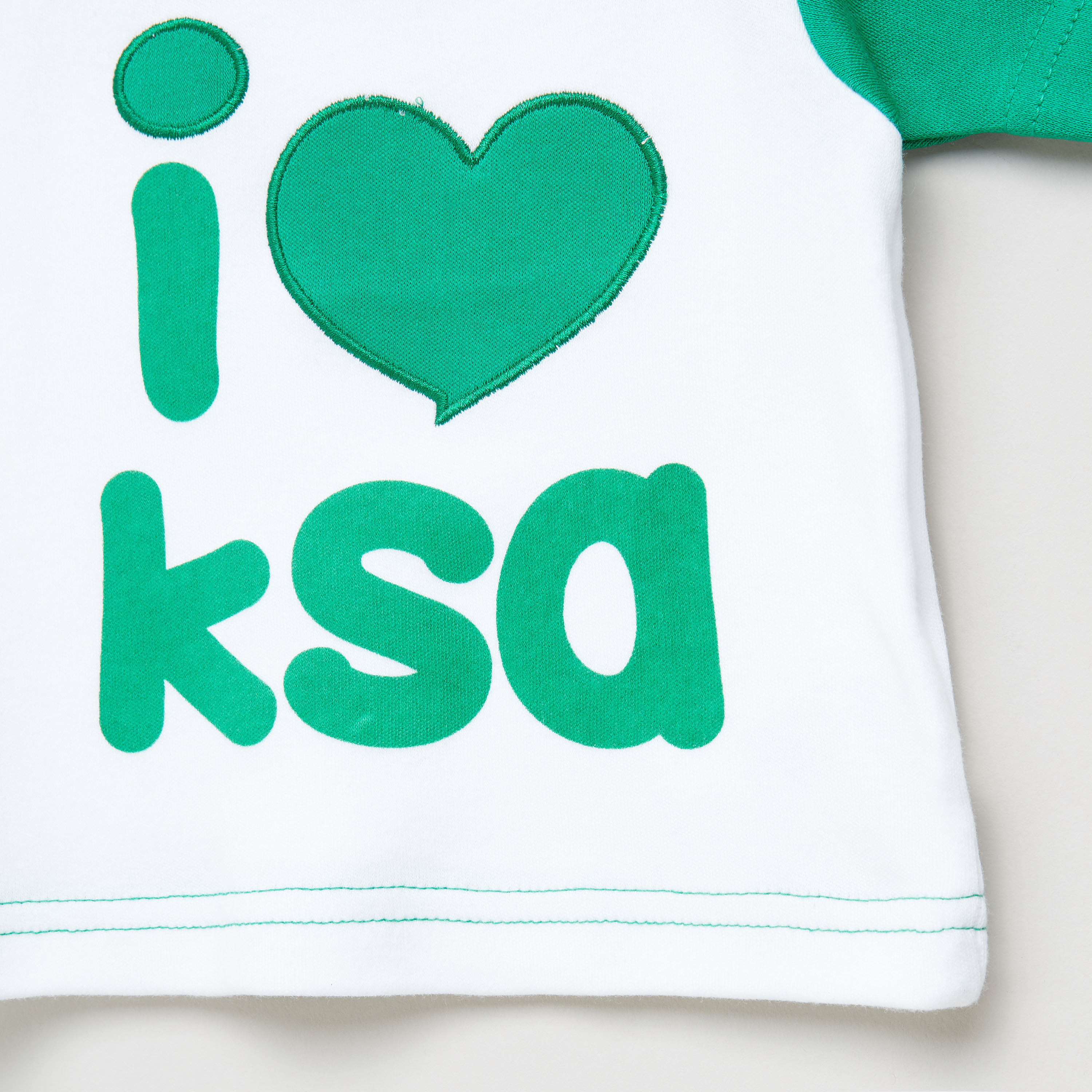 تيشيرت بطبعات اليوم الوطني للمملكة العربية السعودية مع أكمام قصيرة من جونيورز-baby-boys-clothing-tshirtsandpolos-image-4