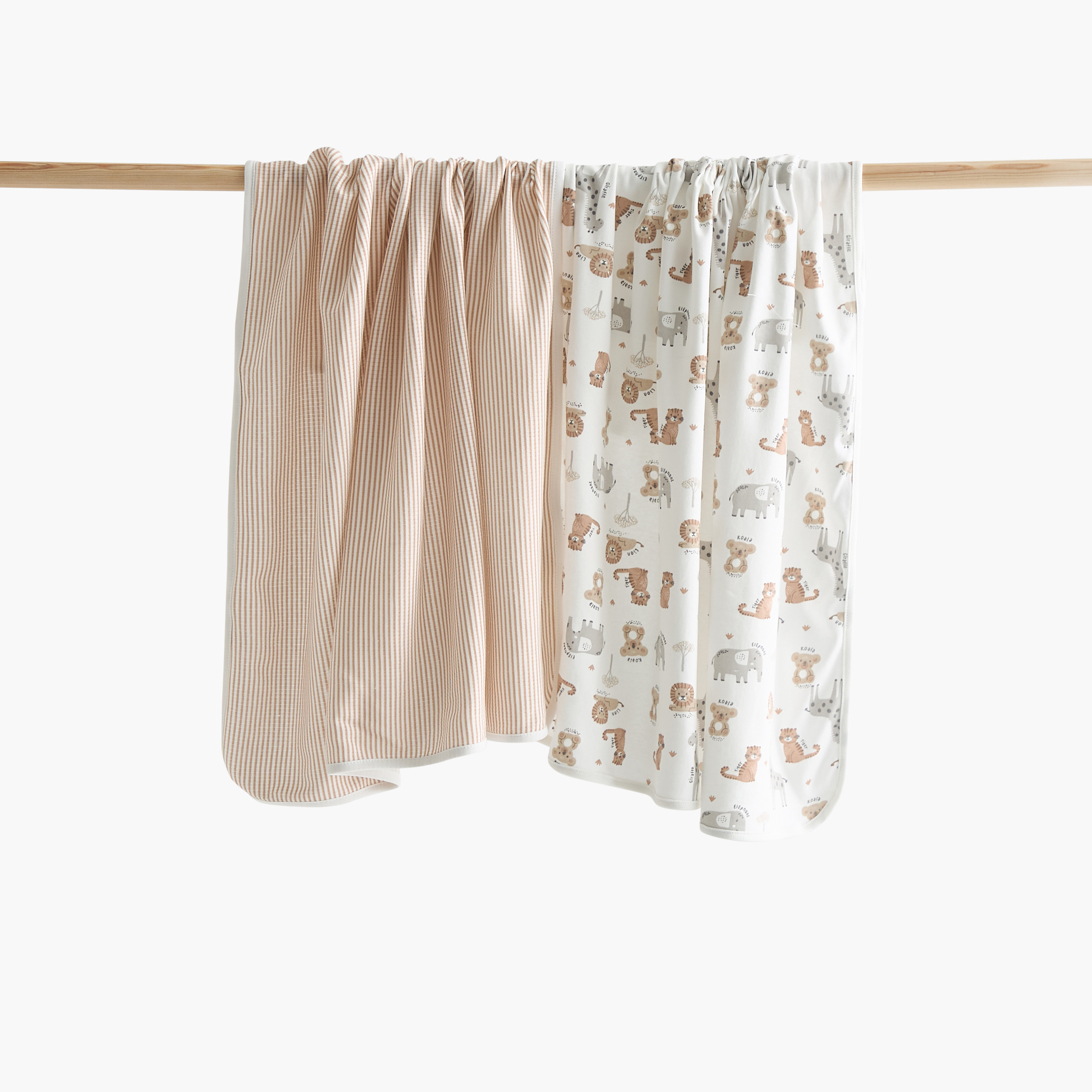 طقم بطانيات حديثي ولادة من قطعتين بطبعات من جونيورز - 70x70 سم-baby-nursery-blanketsandswaddles-receivingblankets-image-1