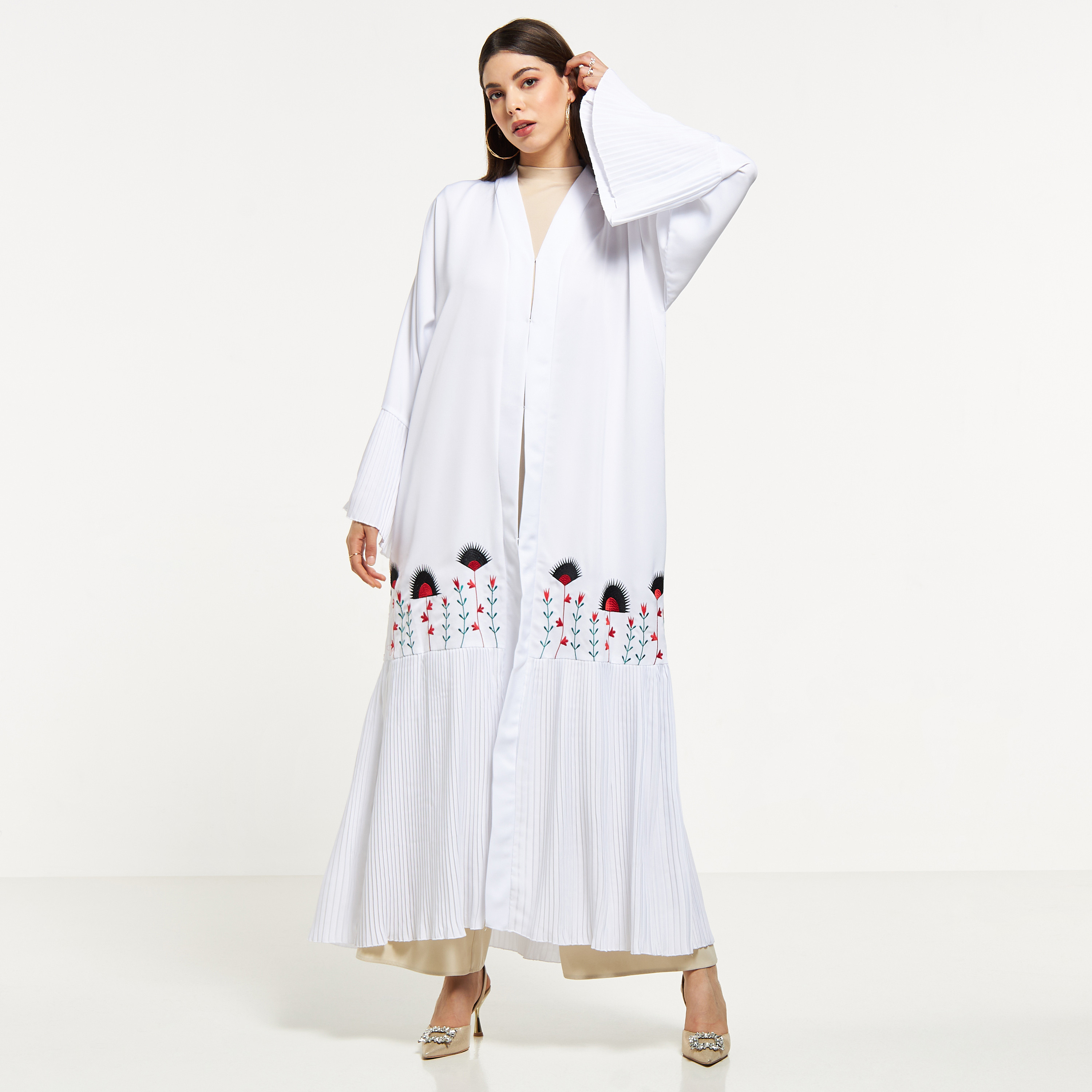 عباية مطرّزة بكشكش وحجاب من نُخبة-women-arabicclothing-abayas-image-6