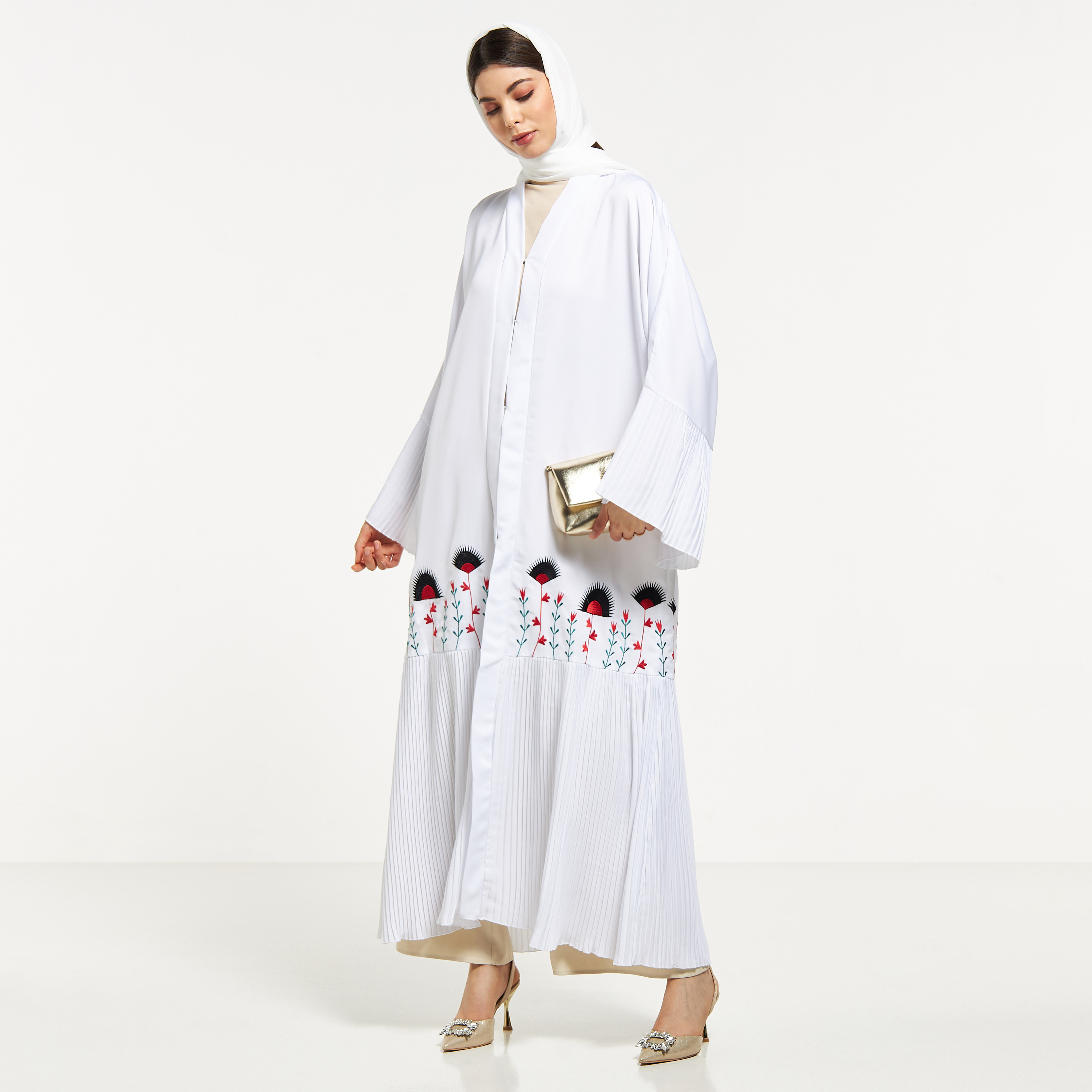 عباية مطرّزة بكشكش وحجاب من نُخبة-women-arabicclothing-abayas-image-9