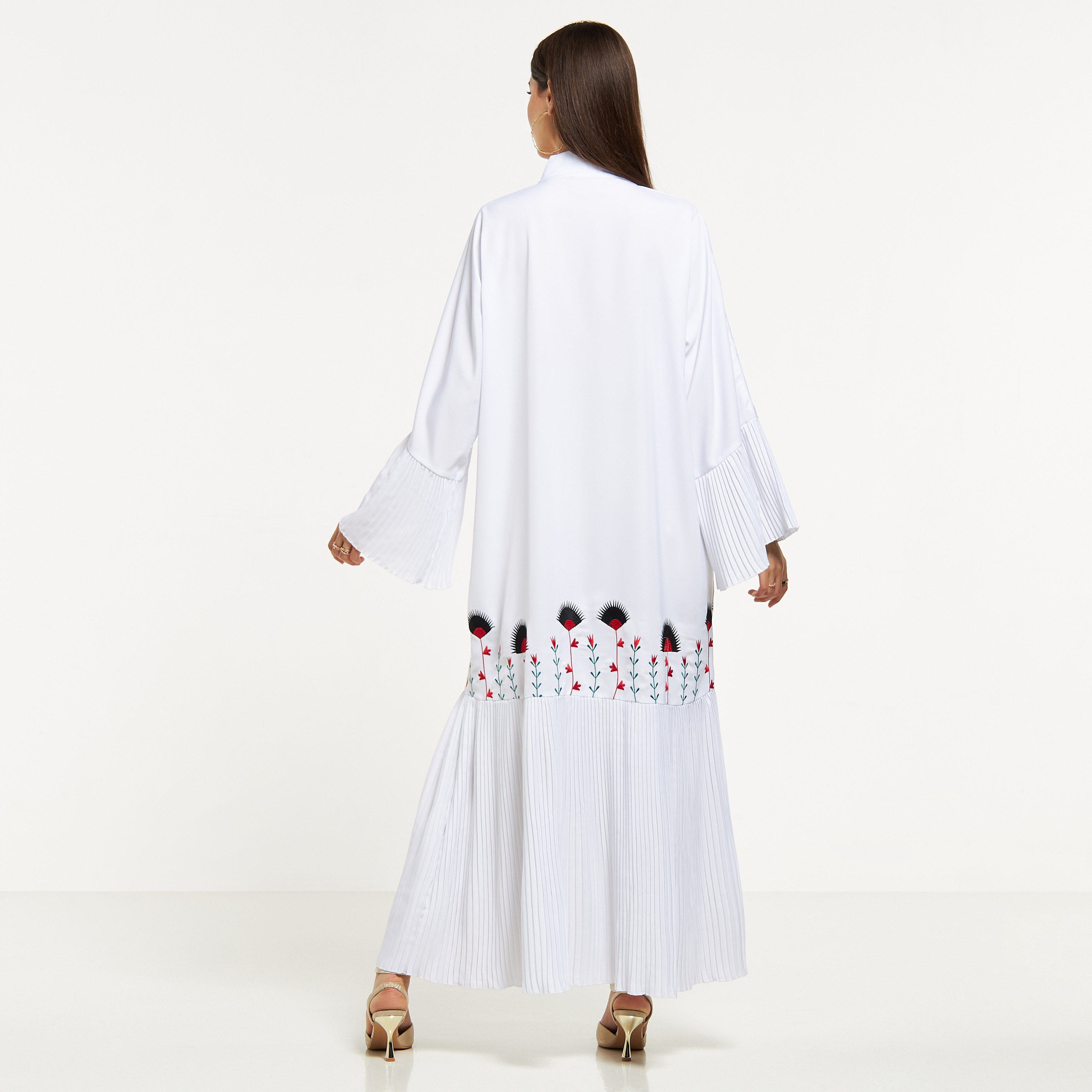 عباية مطرّزة بكشكش وحجاب من نُخبة-women-arabicclothing-abayas-image-10