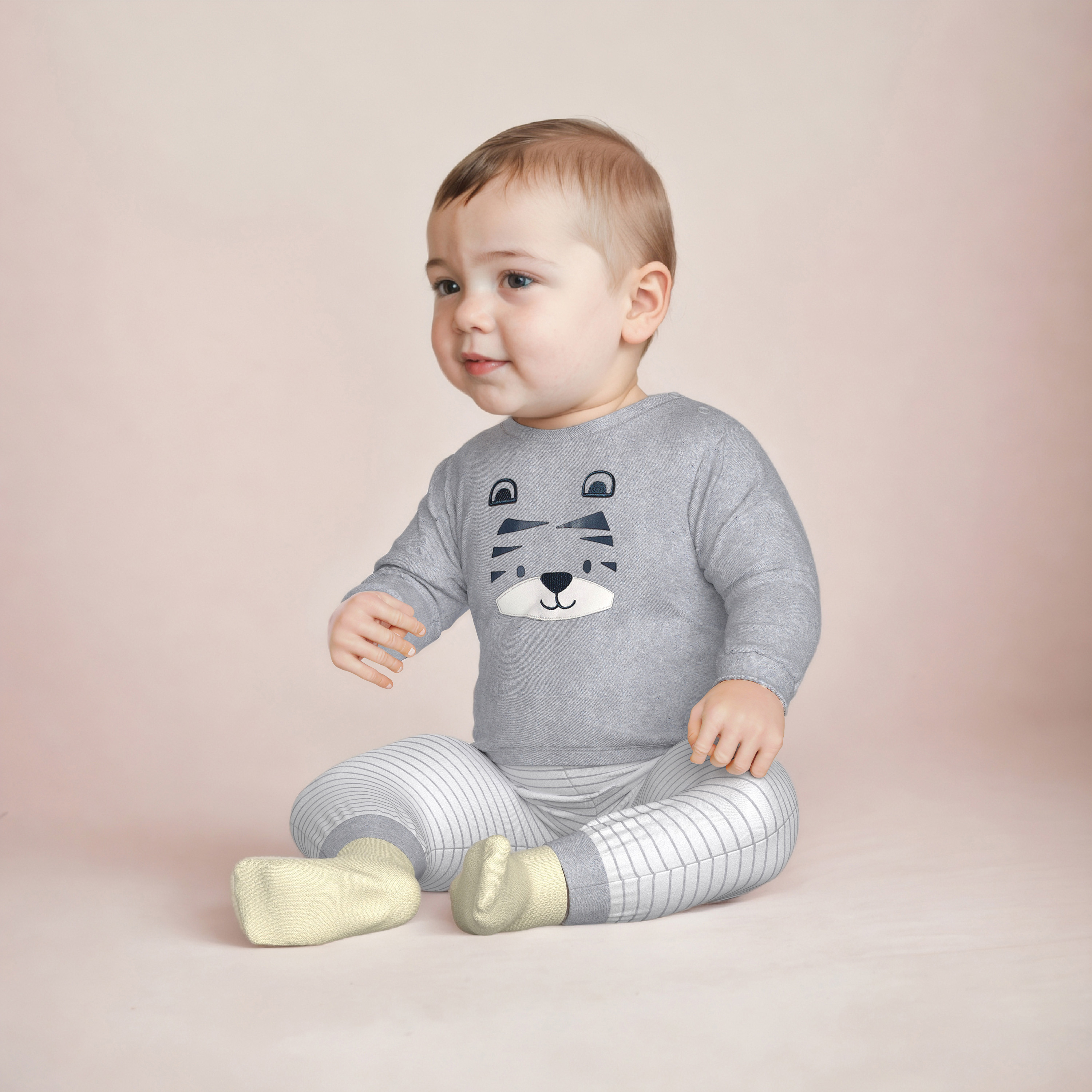 طقم بنطلون بيجاما وتيشيرت بأكمام طويلة وطبعات من جونيورز-baby-boys-clothing-nightwear-pyjamasets-image-6
