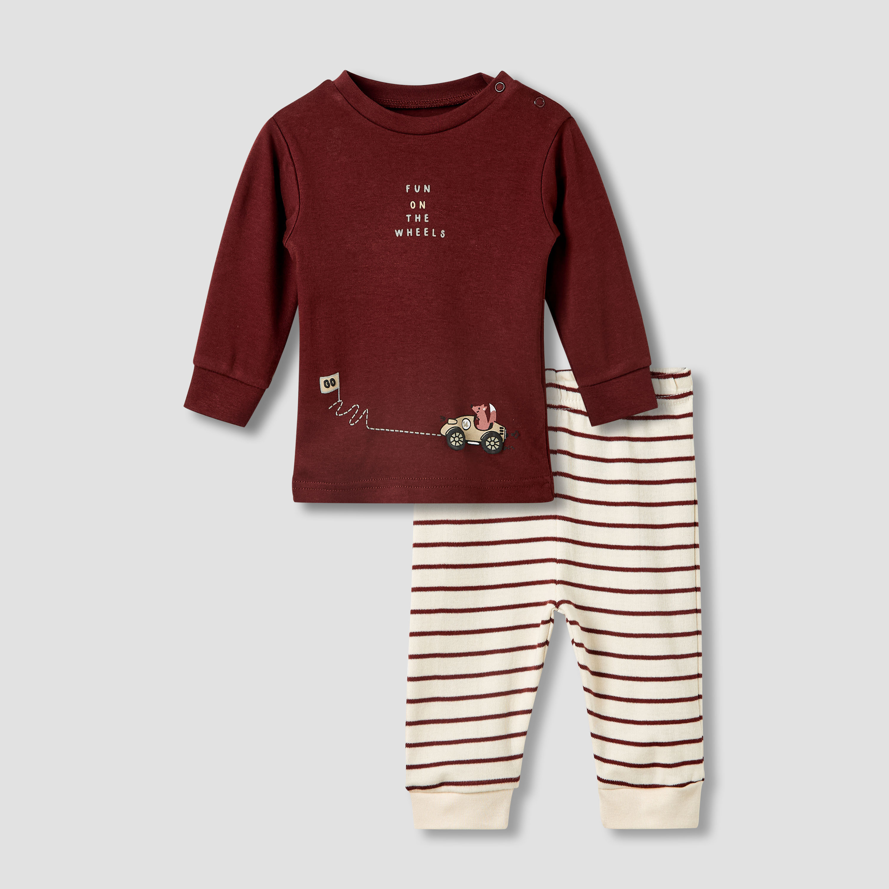 طقم بيجاما قطن بأكمام طويلة وياقة ضيقة وطبعات من جونيورز-baby-boys-clothing-nightwear-pyjamasets-image-1