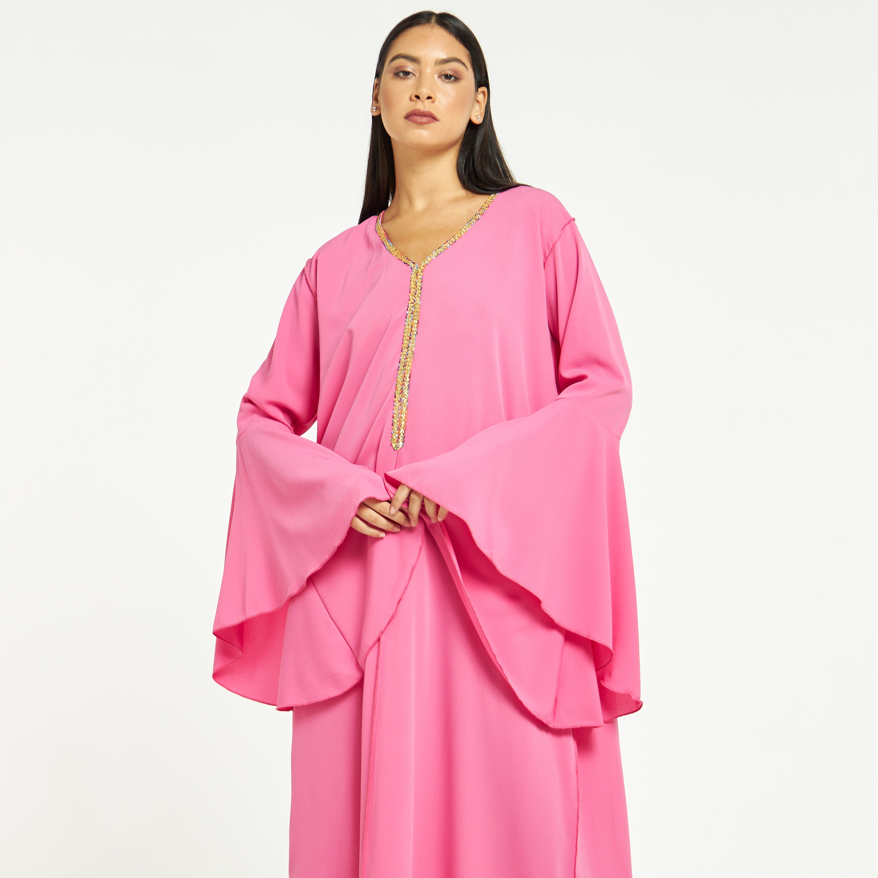 جلابية سادة بأكمام واسعة وياقة مزينة من سي نوار-women-arabicclothing-jalabiyas-image-2
