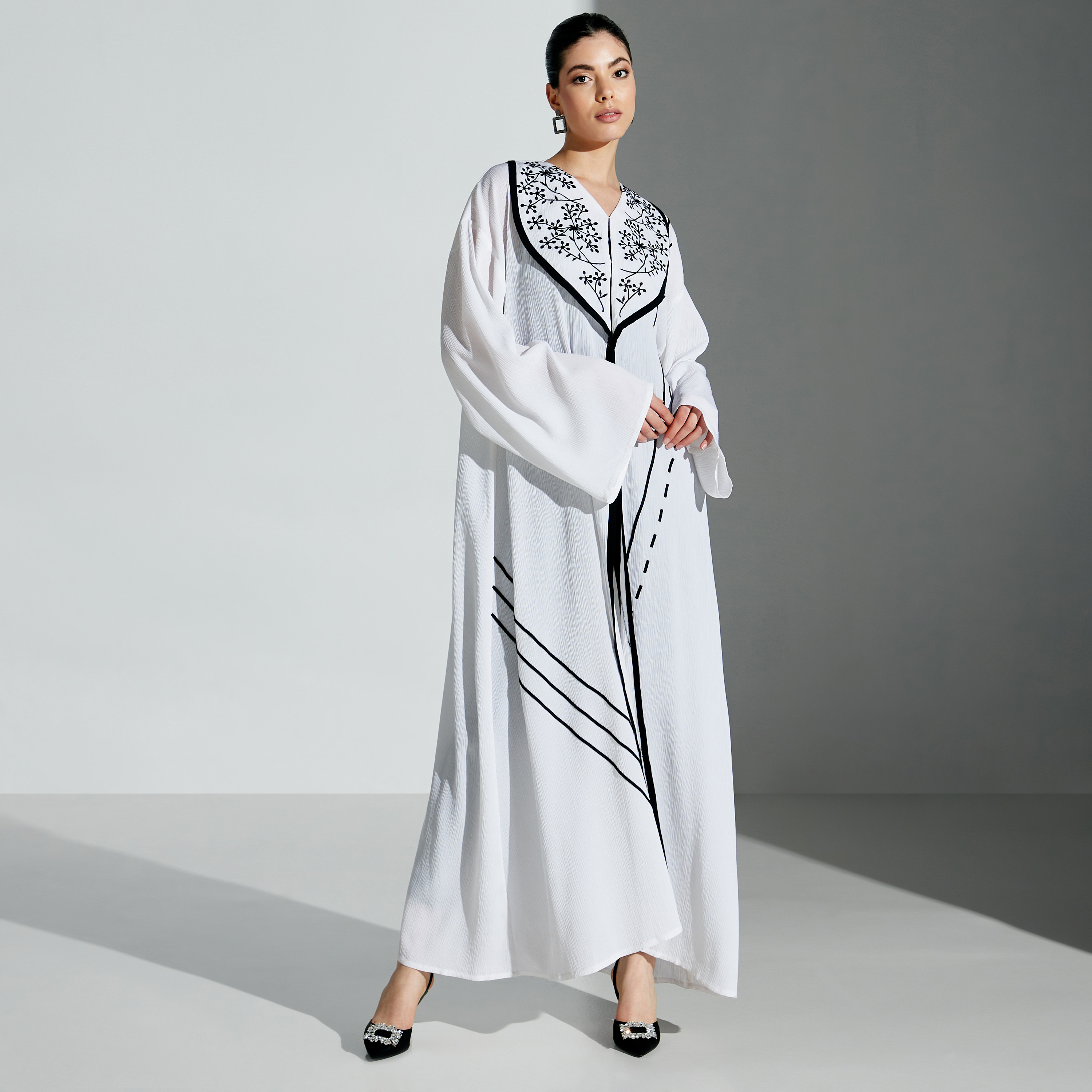 جلابية مطرزة من سي نوار-women-arabicclothing-abayas-image-5