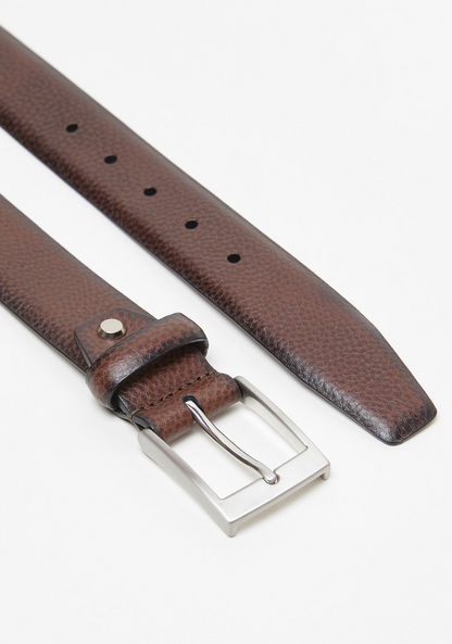Duchini Textured Leather Belt with Pin Buckle Closure