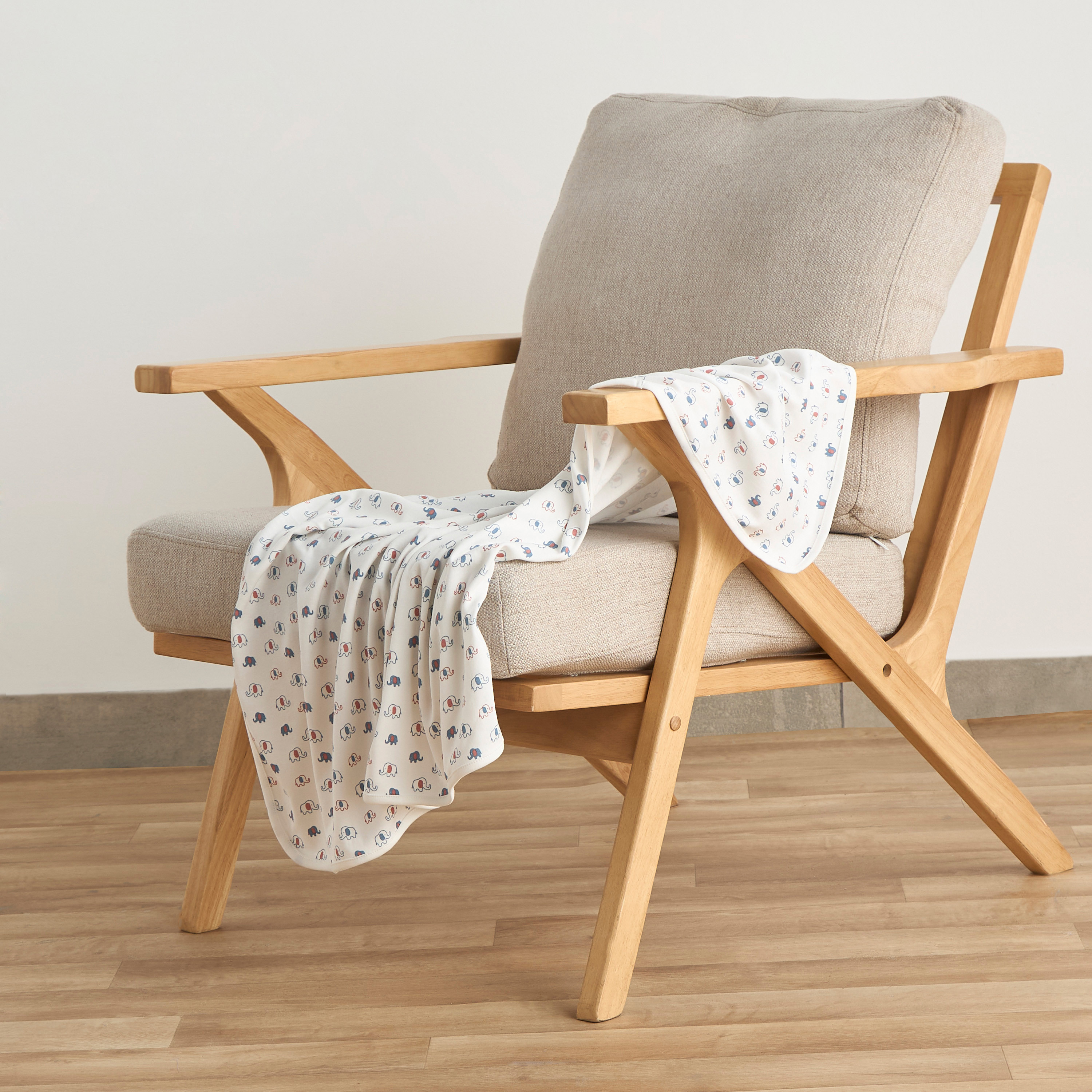 Juniors Receiving Blanket with Elephant Print-baby-nursery-blanketsandswaddles-receivingblankets-image-2