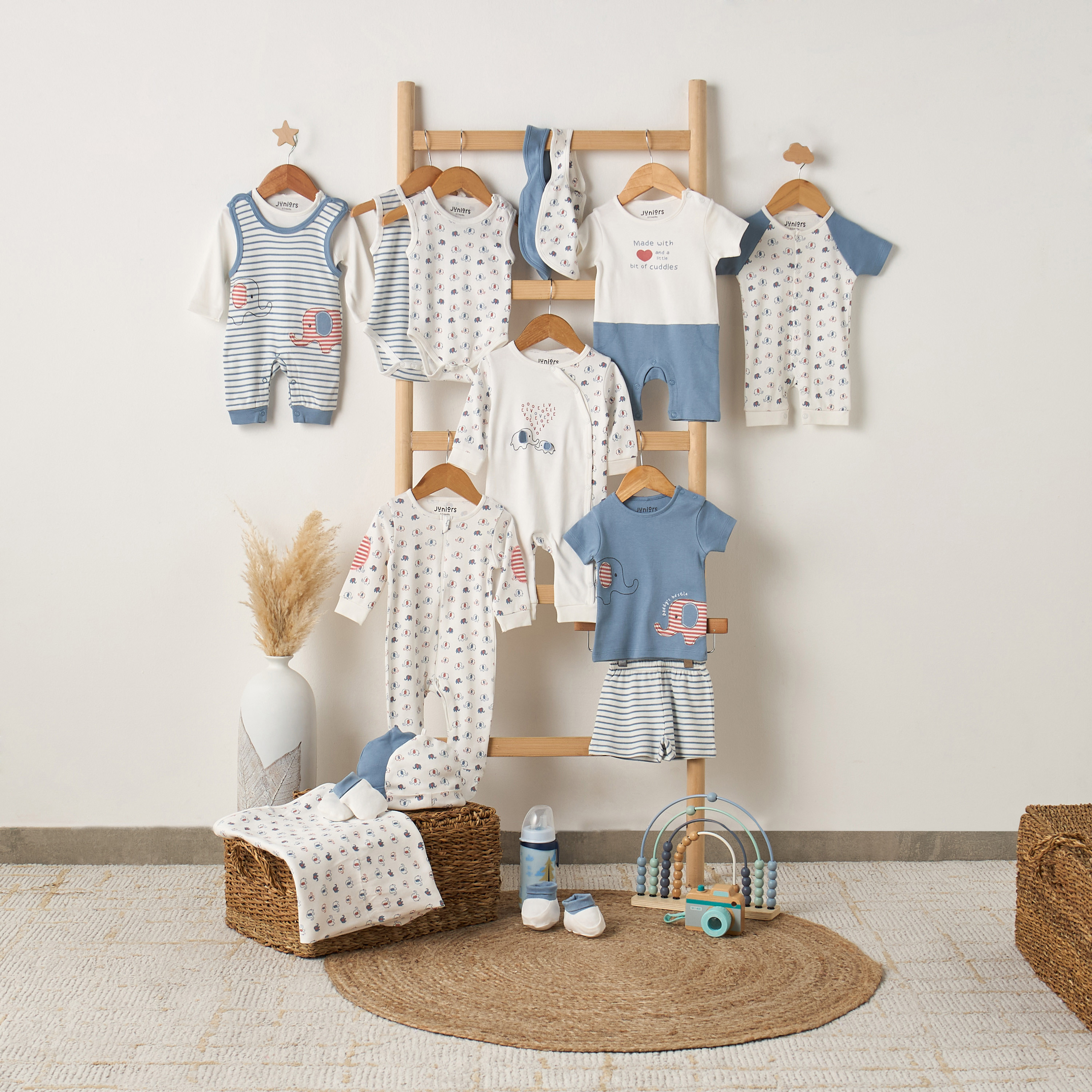 Juniors Receiving Blanket with Elephant Print-baby-nursery-blanketsandswaddles-receivingblankets-image-6