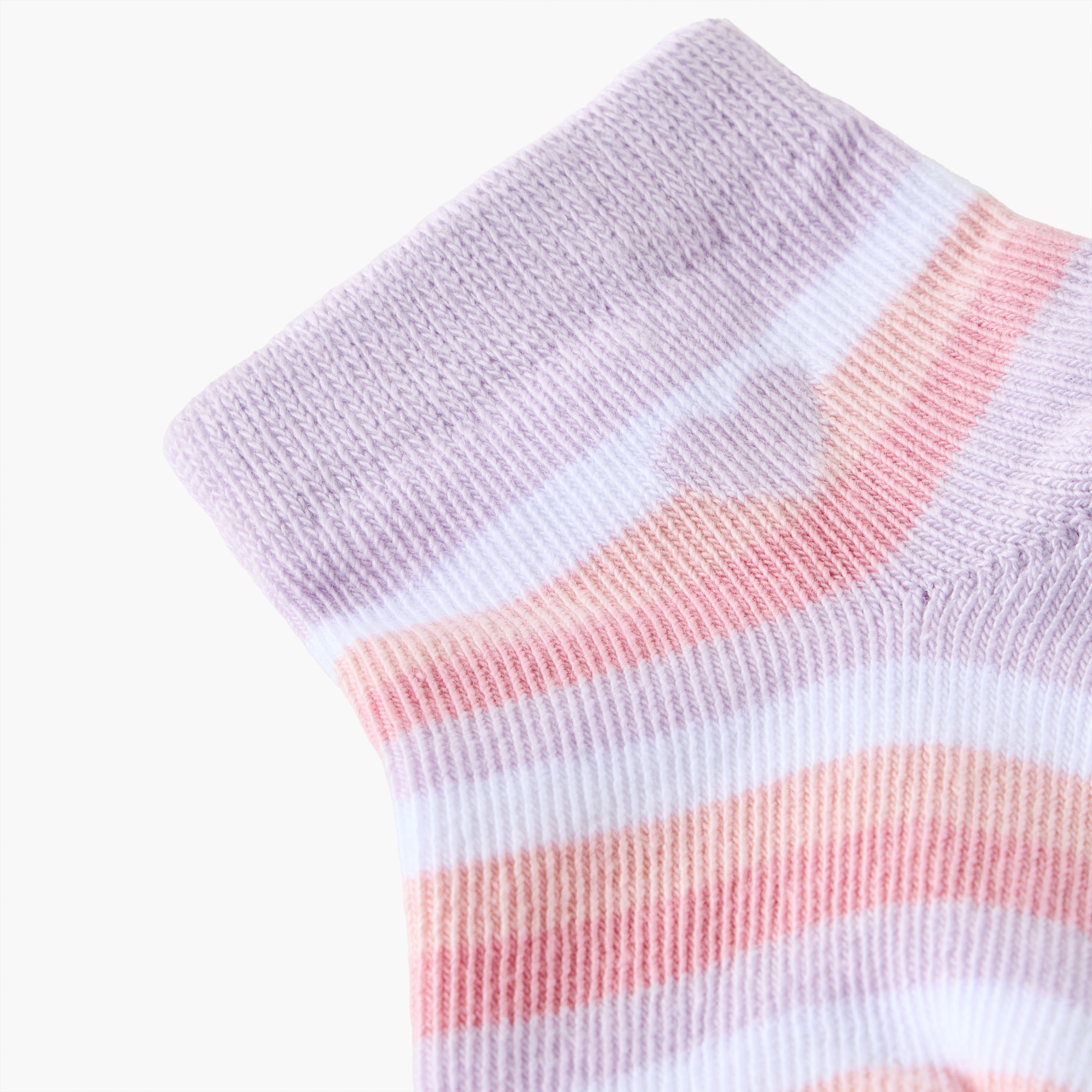 طقم جوارب أطفال 7 أزواج بطبعات للبنات من جونيورز-baby-girls-accessories-socks-image-3