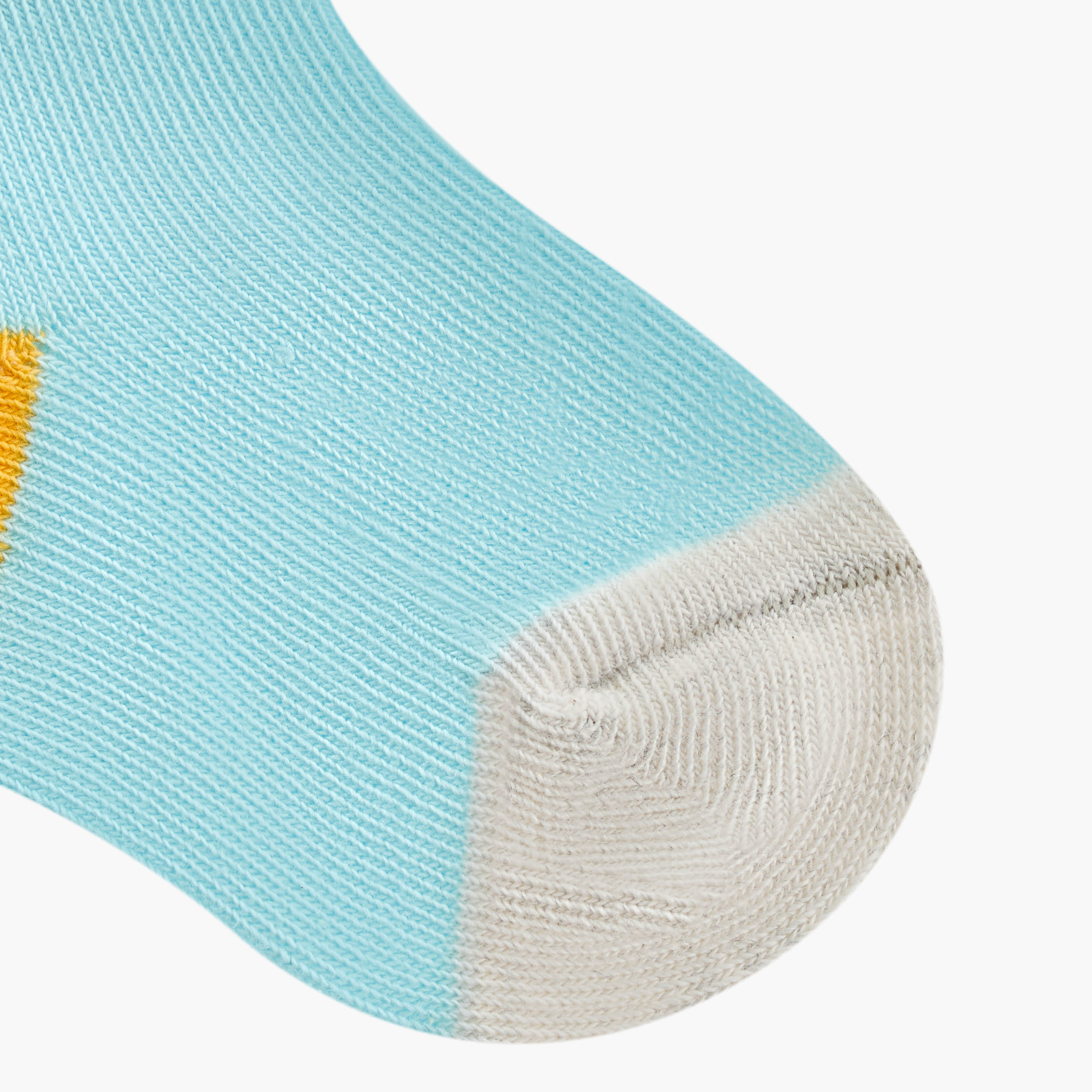 طقم جوارب 3 أزواج بطول الكاحل بتفاصيل ديناصور من جونيورز-baby-boys-accessories-socks-image-3