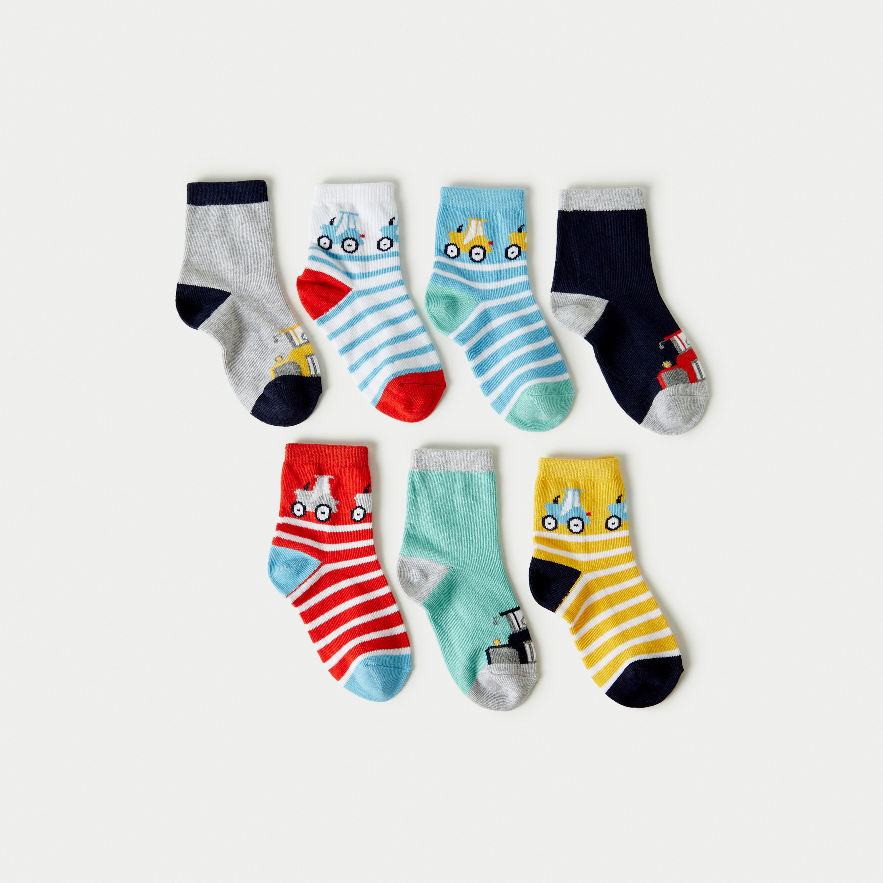 جوارب بطول الكاحل وبطبعات من جونيورز - طقم من 7 أزواج-baby-boys-accessories-socks-image-1
