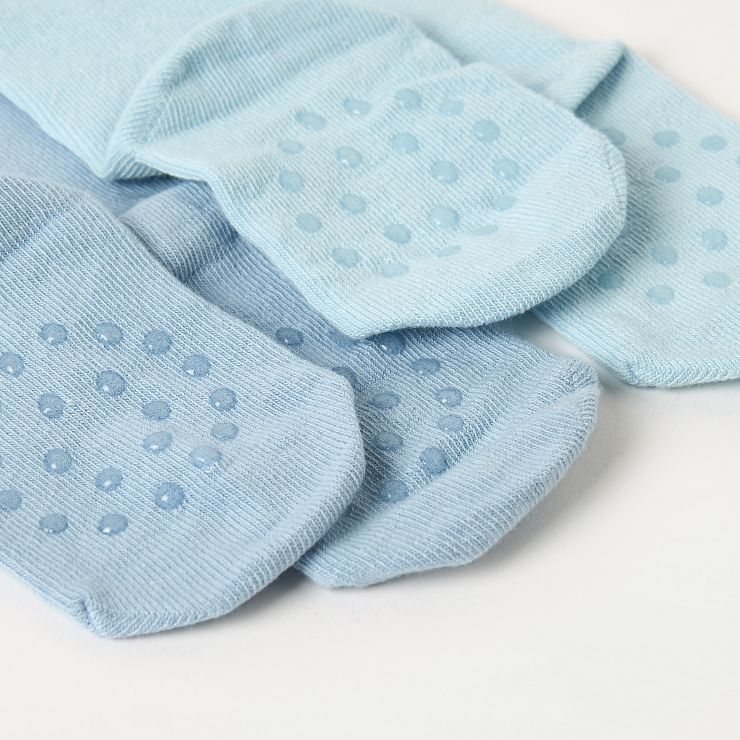 جوارب مبطنة بارزة الملمس بطول الركبة من جيجلز - طقم من زوجين-baby-boys-accessories-socks-image-4