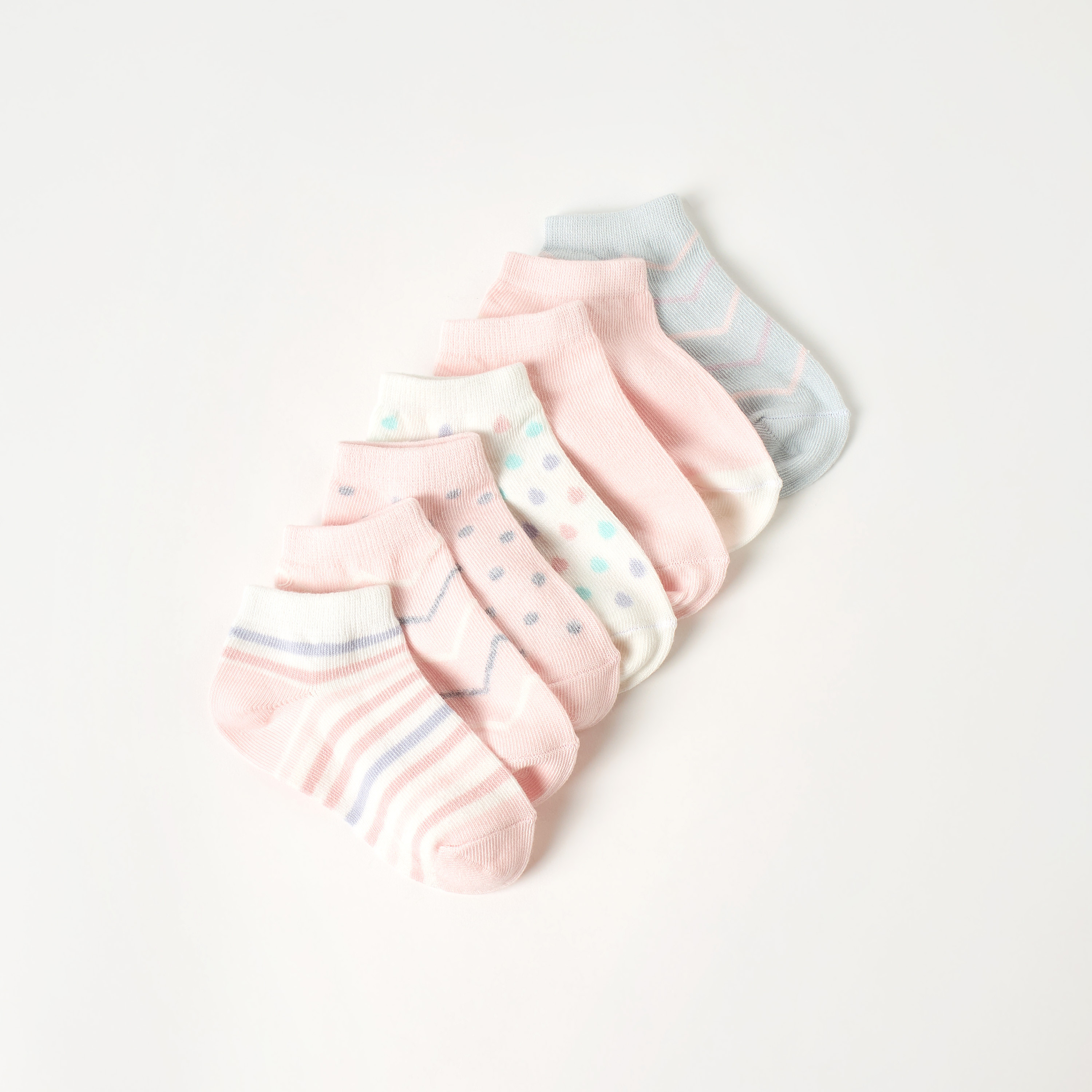 طقم جوارب 7 أزواج بطول الكاحل بطبعات من جونيورز-baby-girls-accessories-socks-image-3