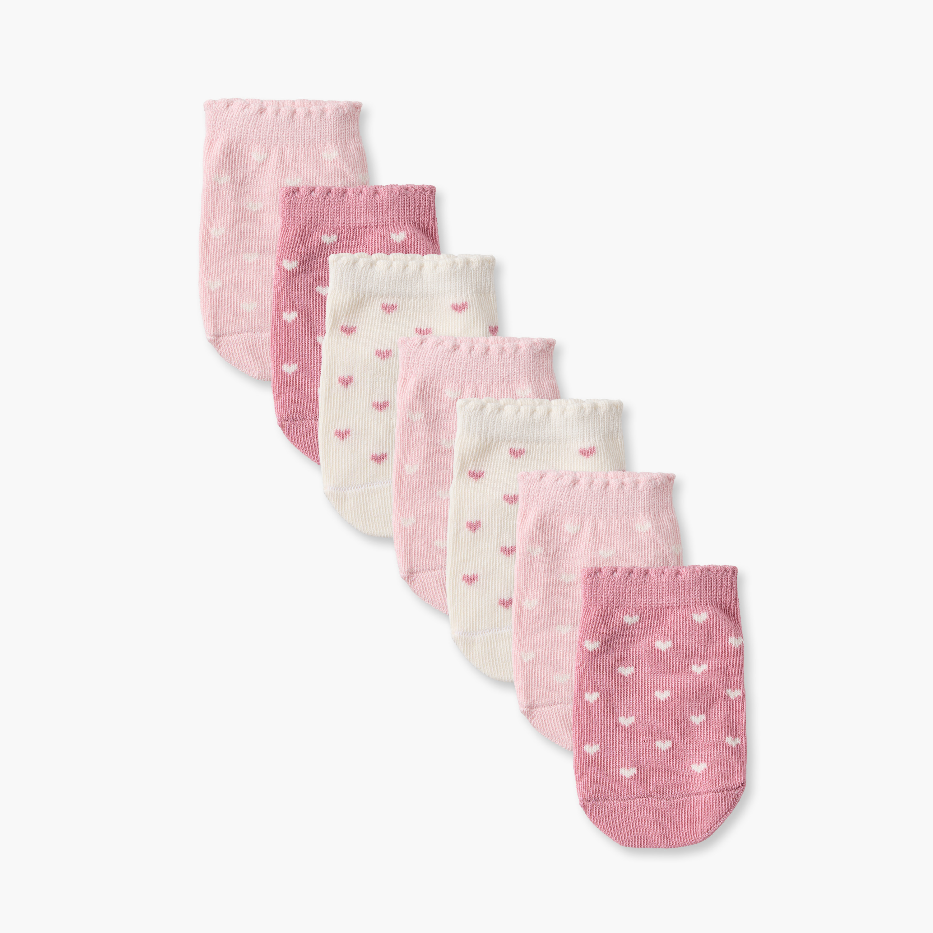 طقم جوارب 7 أزواج بطبعات قلوب للبنات من جونيورز-baby-girls-accessories-socks-image-1