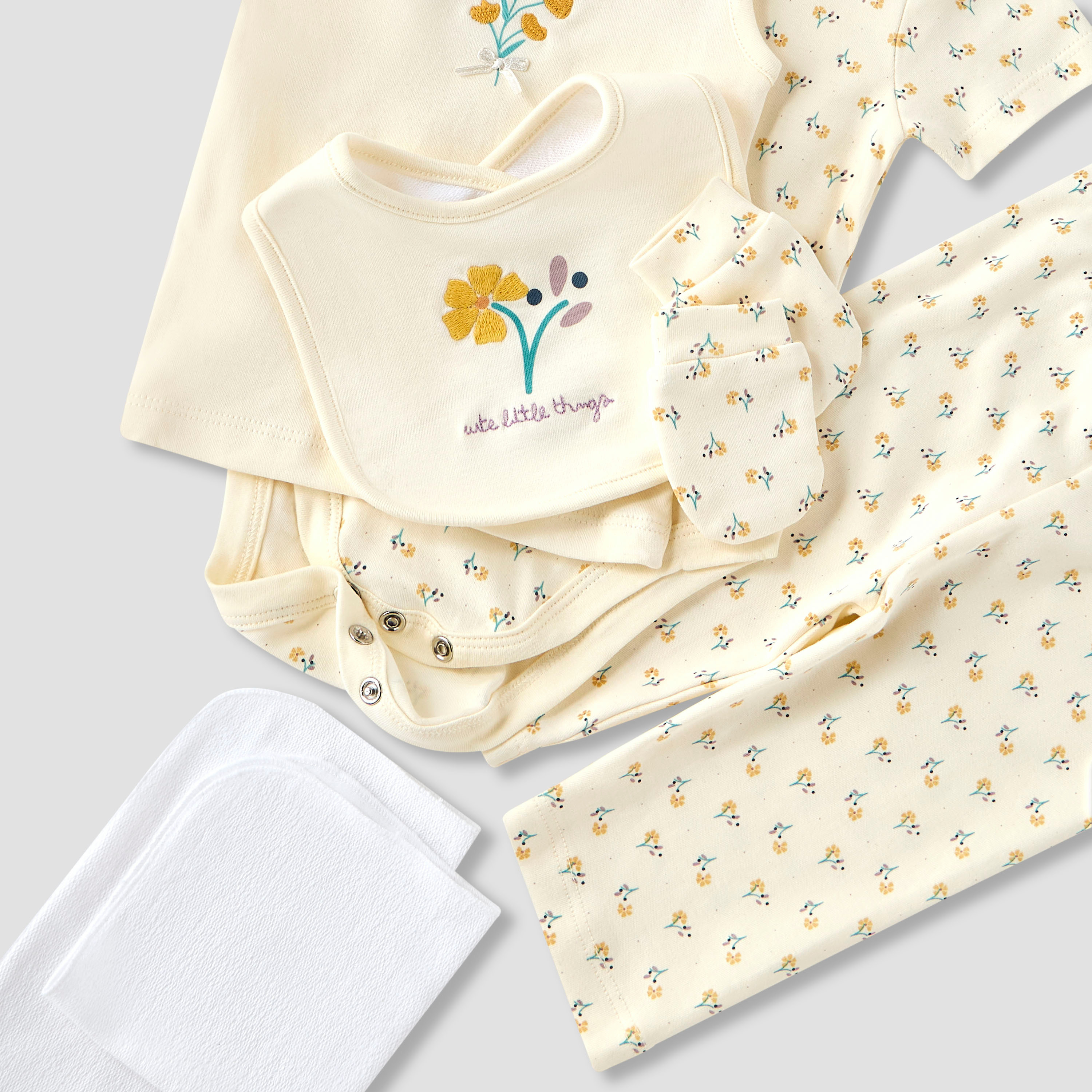 Juniors 9-Piece Girls Gift Set - Cotton - Sleeveless T-shirt, Pyjamas, Bib, Booties - Printed-baby-girls-clothing-setsandcoords-image-12