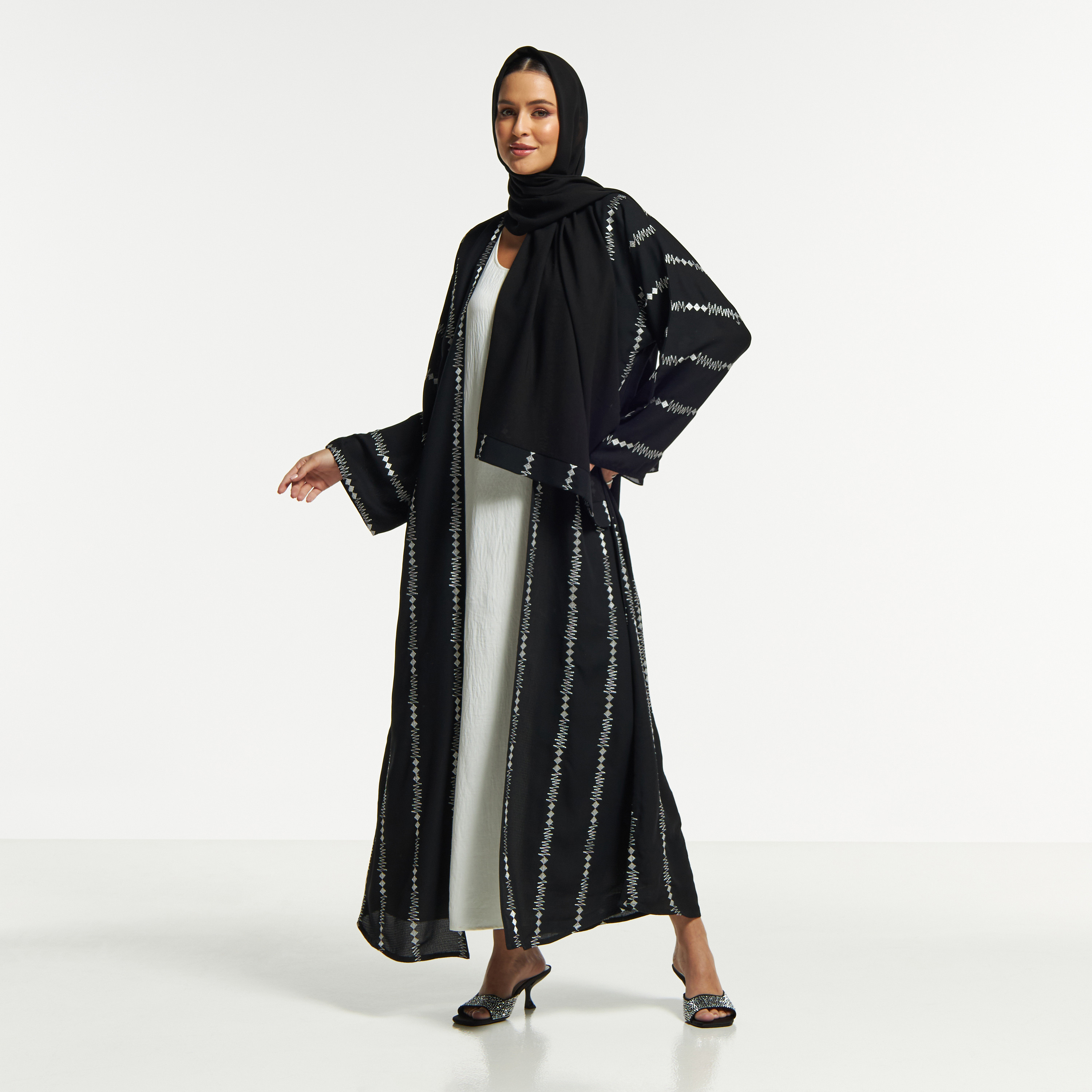 LS Open Front Embroidered Abaya-women-arabicclothing-abayas-image-4