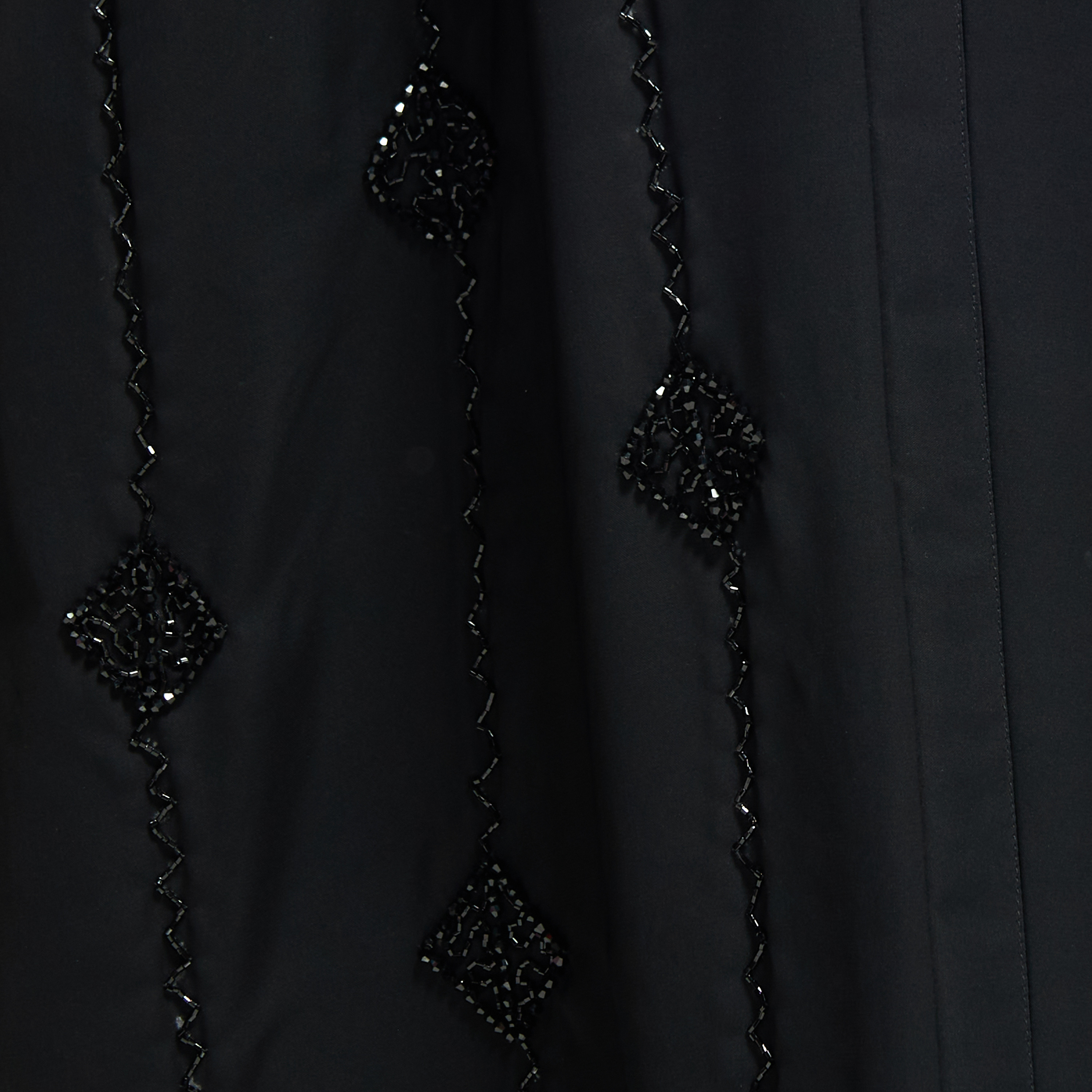 عباية بياقة V وتزيينات خرز مع حجاب من إل إس-women-arabicclothing-abayas-image-6