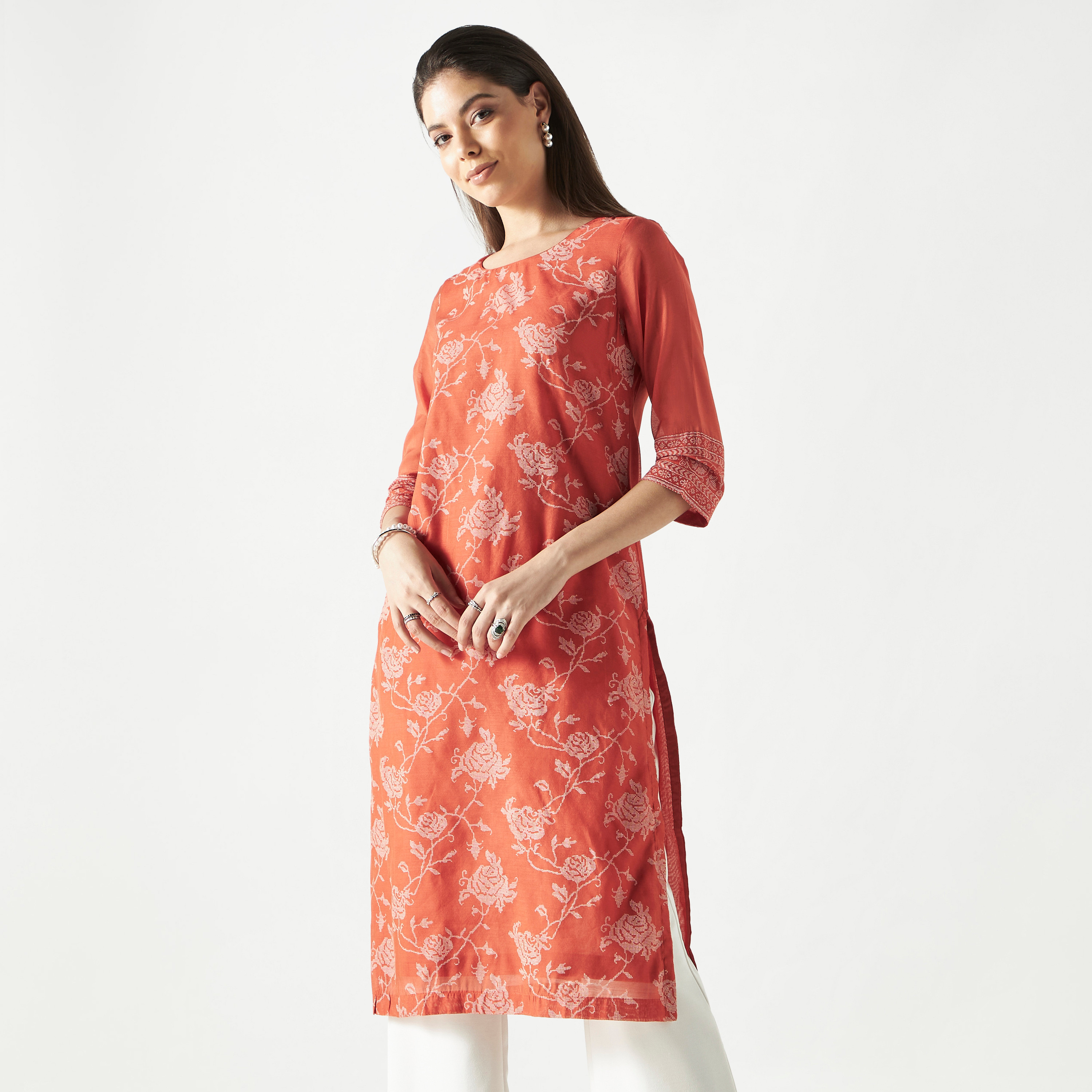 كورتا تقليدية بطبعات زهور من بيبا-women-clothing-ethnicwear-kurtas-image-1
