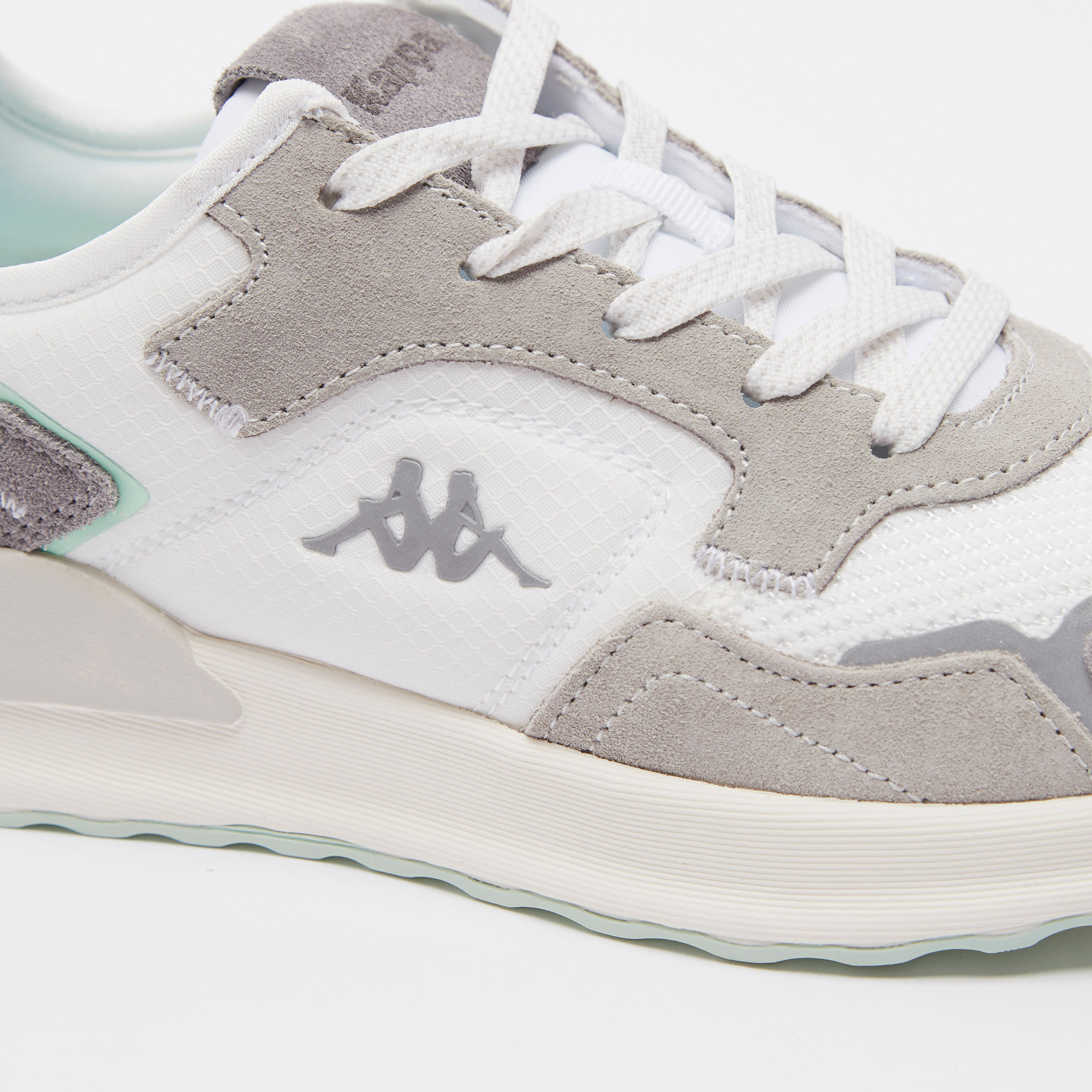 حذاء رياضي مبطّن برباط إغلاق للنساء من كابا-women-shoes-sneakers-image-4