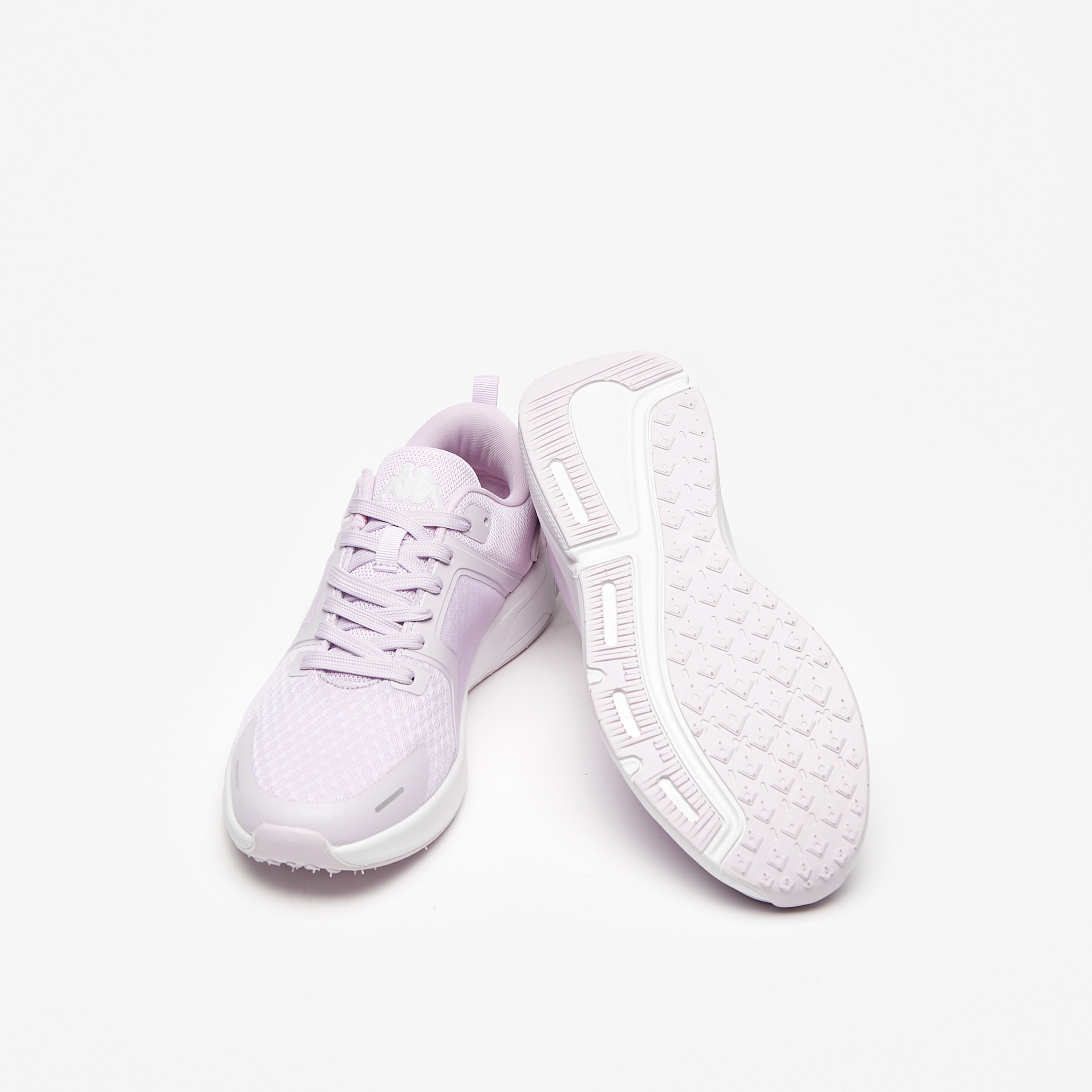 حذاء سنيكرز بكاحل منخفض ورباط إغلاق للنساء من كابا-women-shoes-sneakers-image-10