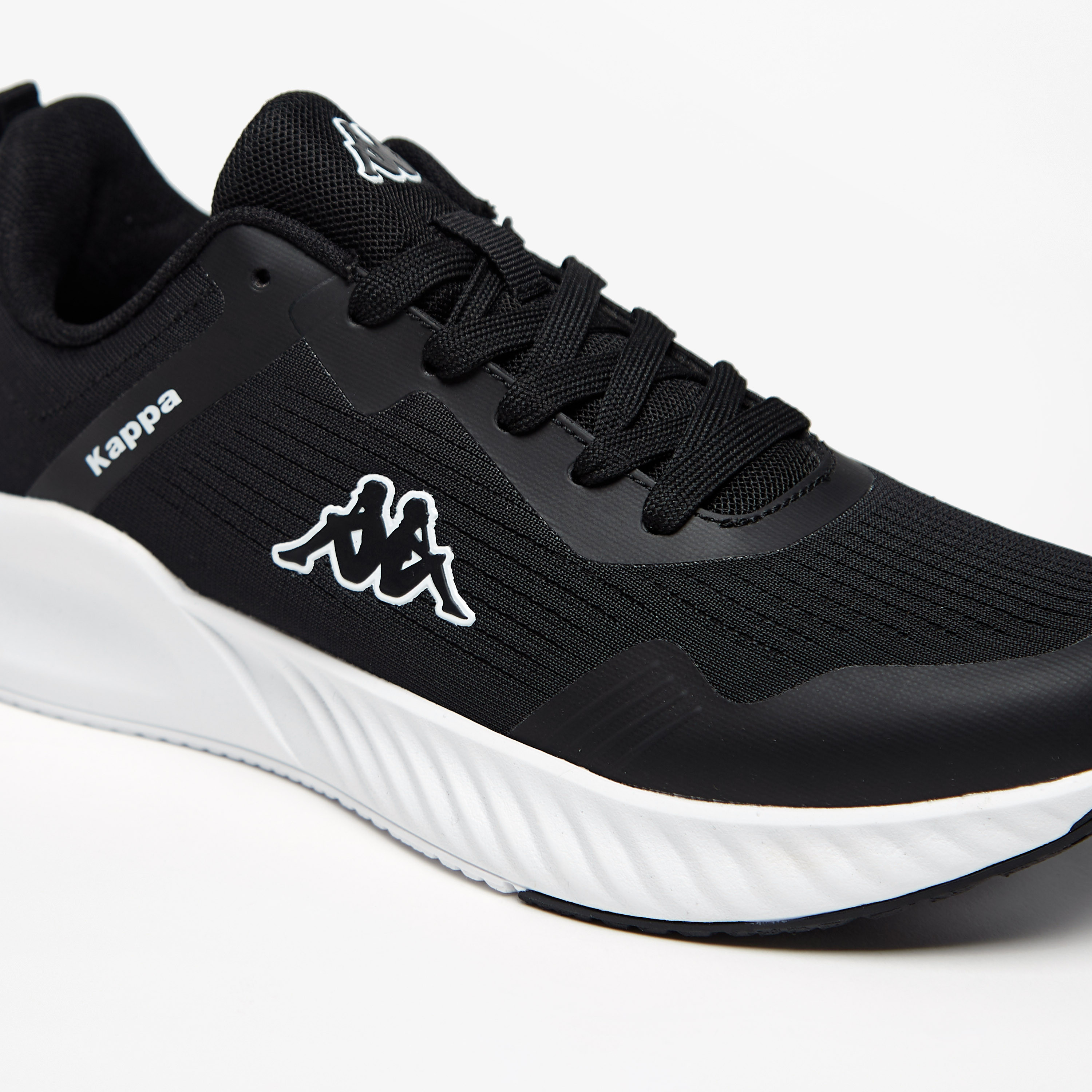 حذاء مشي بارز الملمس برباط إغلاق للنساء من كابا-sports-women-shoes-image-7