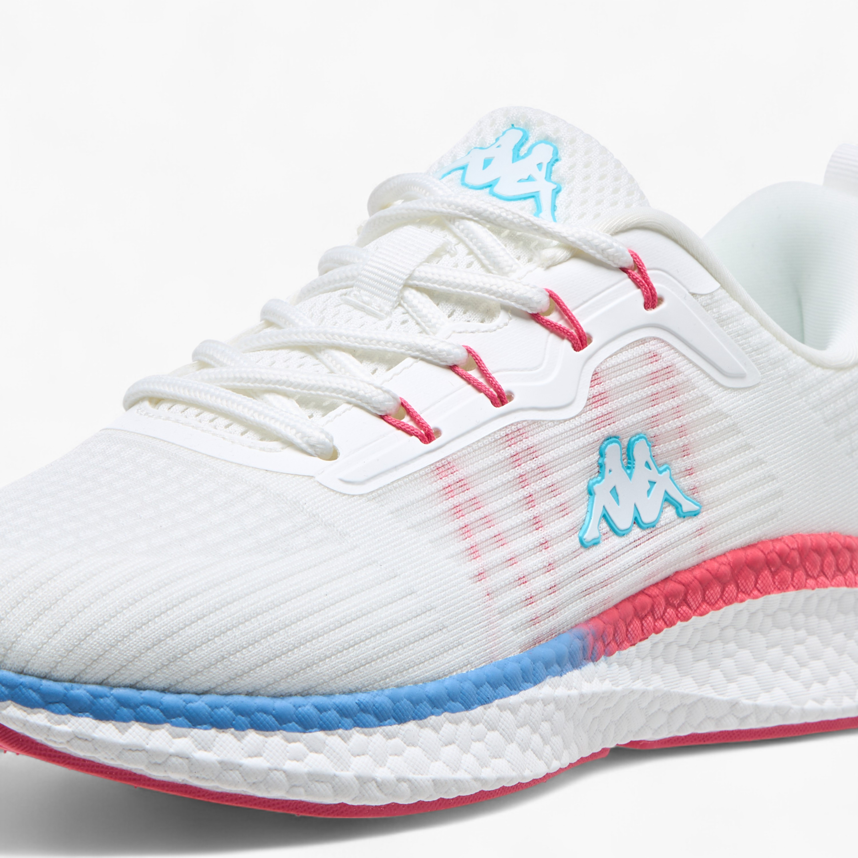 حذاء رياضي برباط إغلاق وتفاصيل الشعار للنساء من كابا-women-shoes-sports-image-4