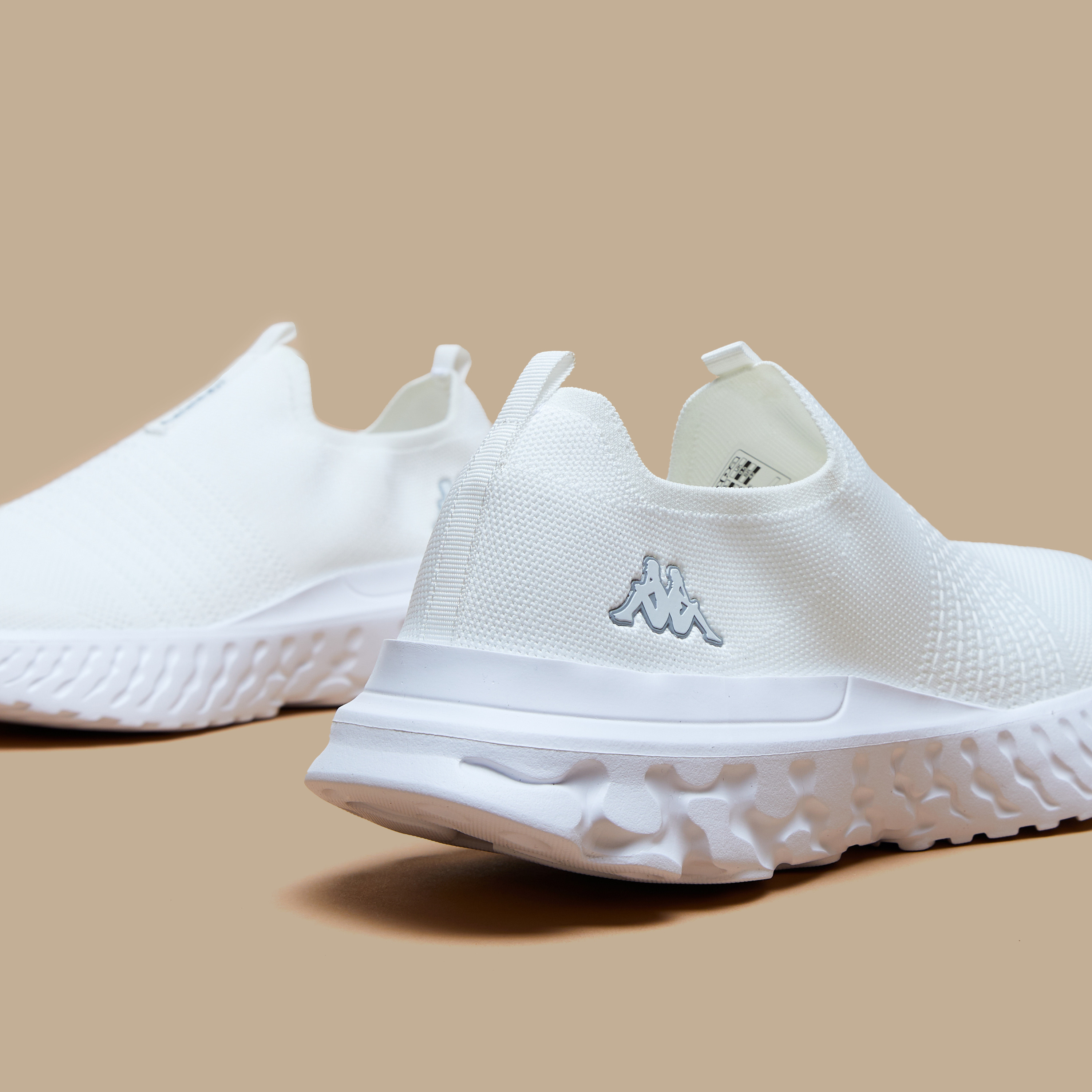 حذاء مشي سادة سهل الارتداء بألسنة سحب للرجال من كابا-sports-men-shoes-image-7