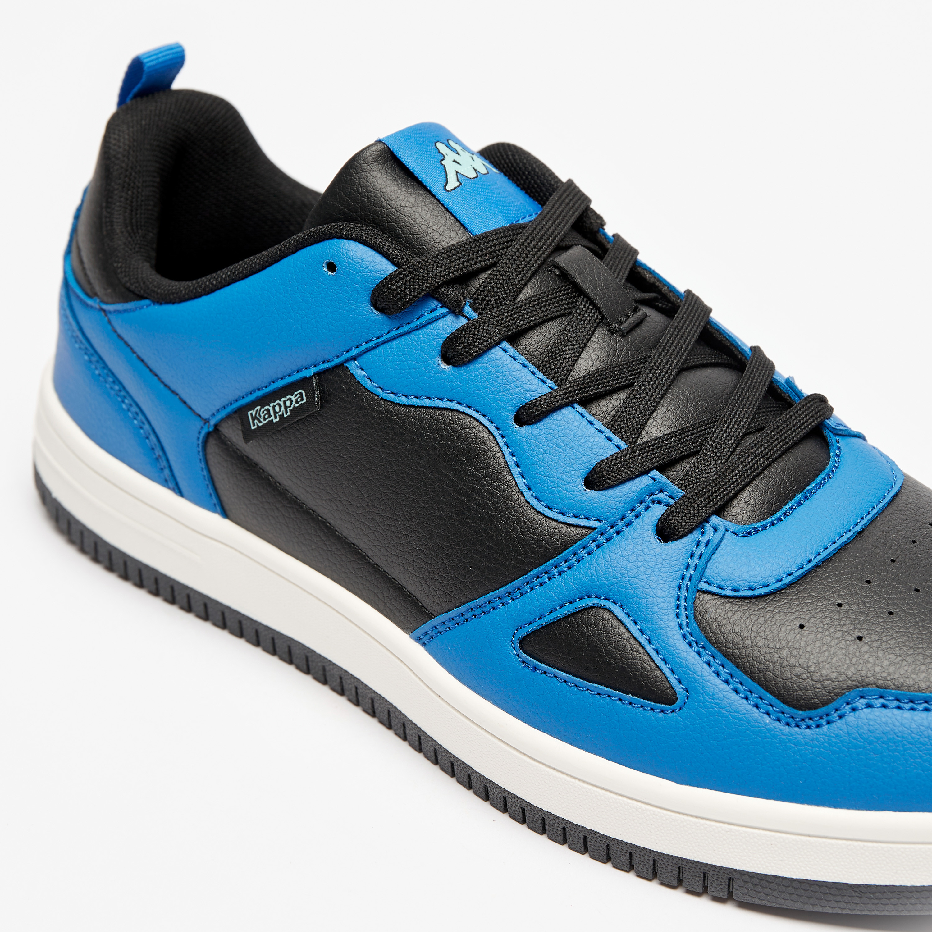 حذاء سنيكرز برباط إغلاق وكاحل منخفض للرجال من كابا-men-shoes-sneakers-image-5
