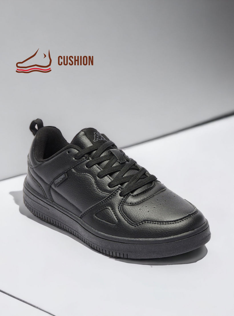 حذاء سنيكرز بكاحل منخفض ورباط إغلاق للنساء من كابا-women-shoes-sneakers-image-2
