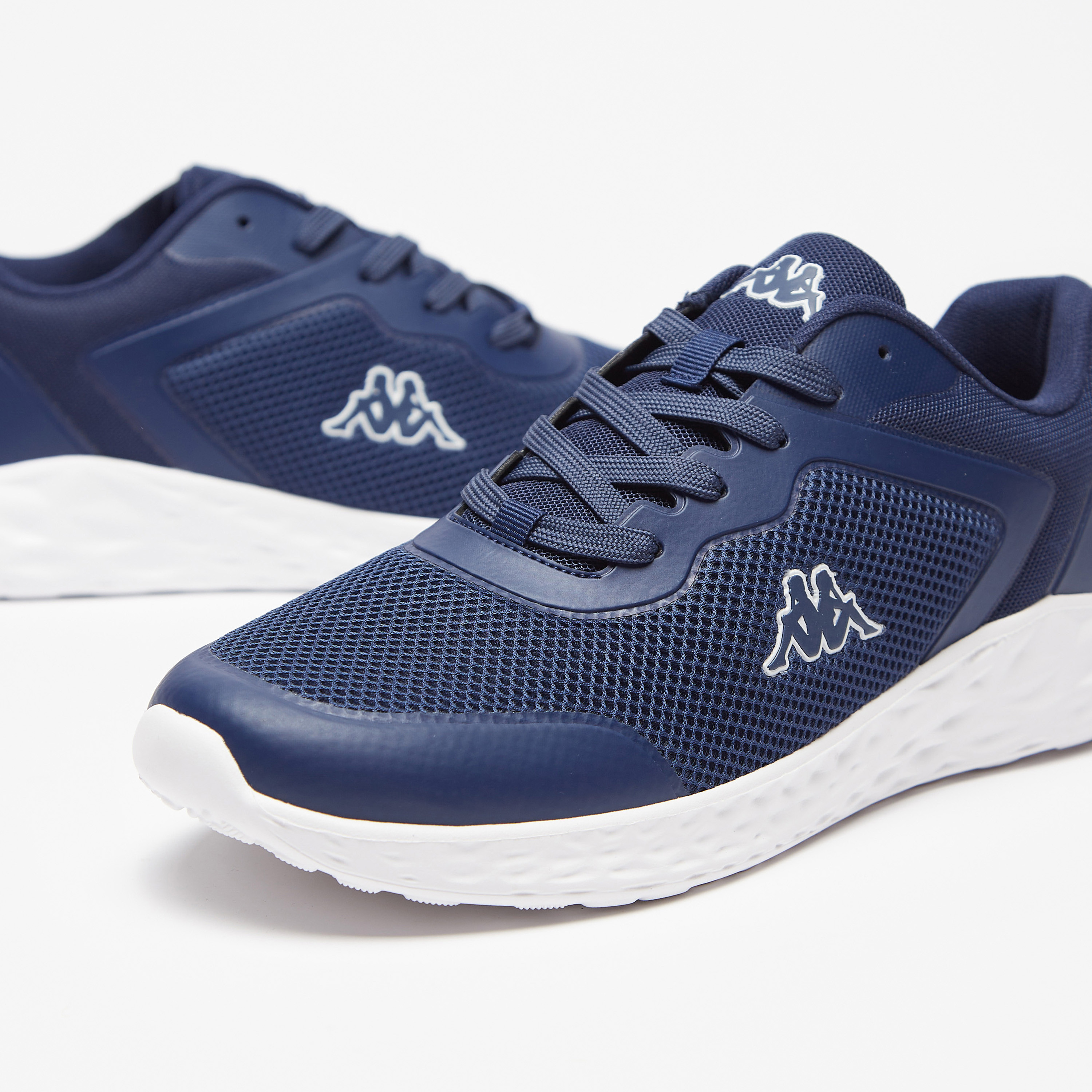 حذاء رياضي للرجال بارز الملمس برباط وبطانة من كابا-sports-men-shoes-image-4