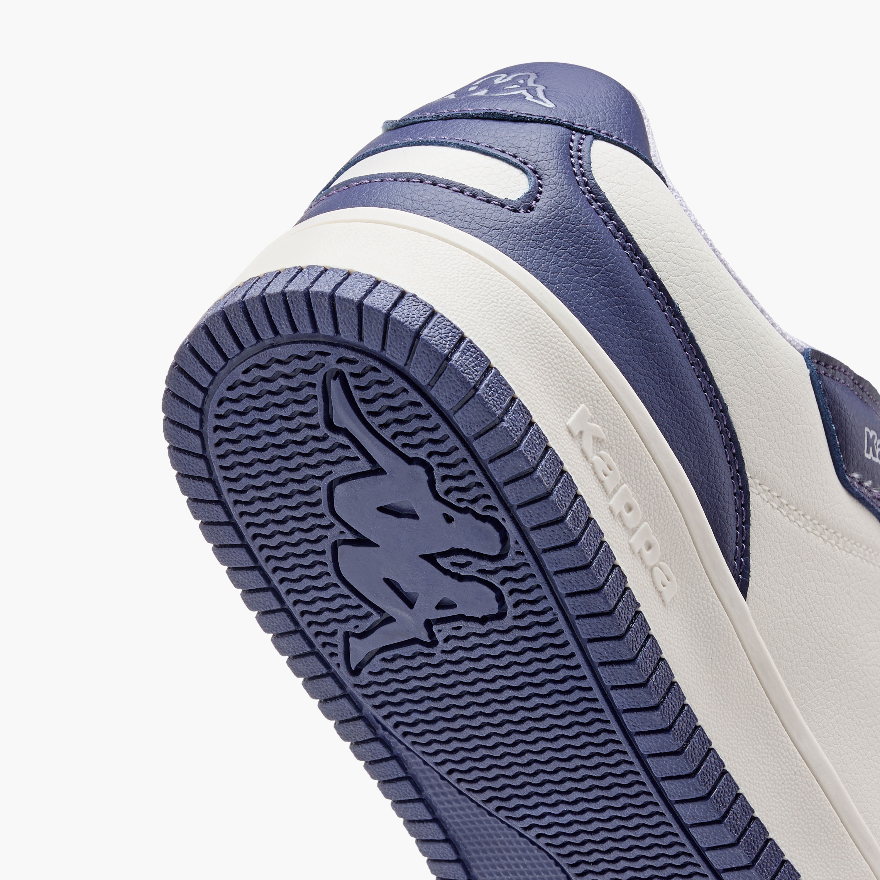 حذاء رياضي برباط إغلاق للرجال من كابا - SHO23AA021M-sports-men-shoes-image-5