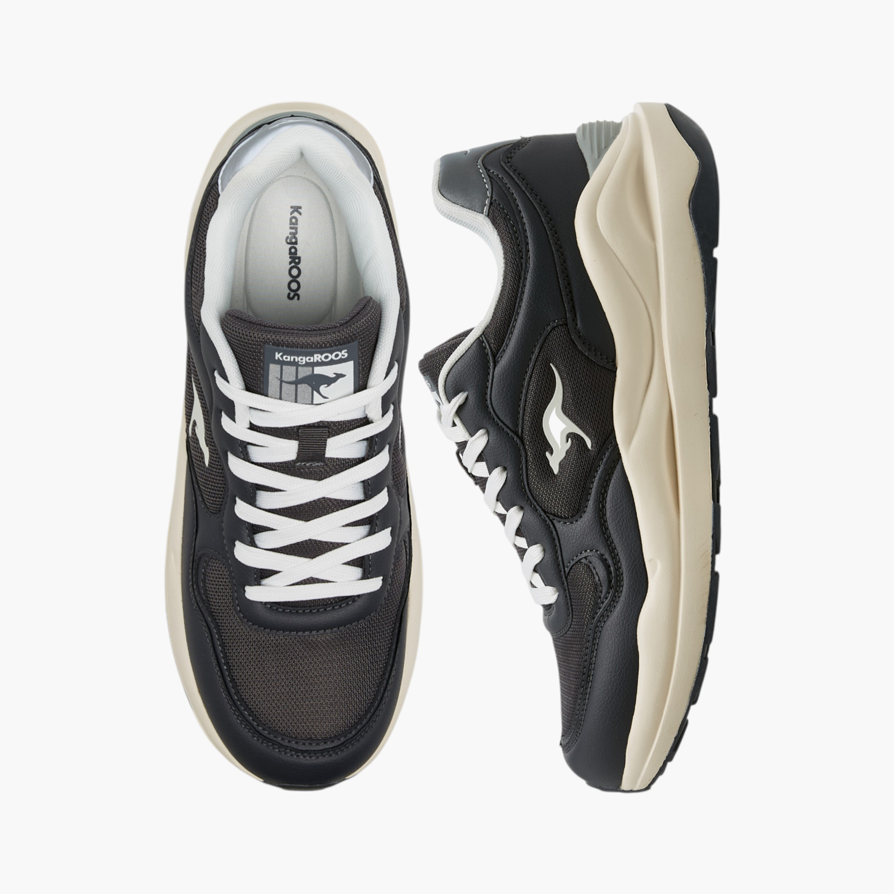 حذاء رياضي متعدد التصاميم برباط إغلاق للرجال من كانجاروز-sports-men-shoes-image-1