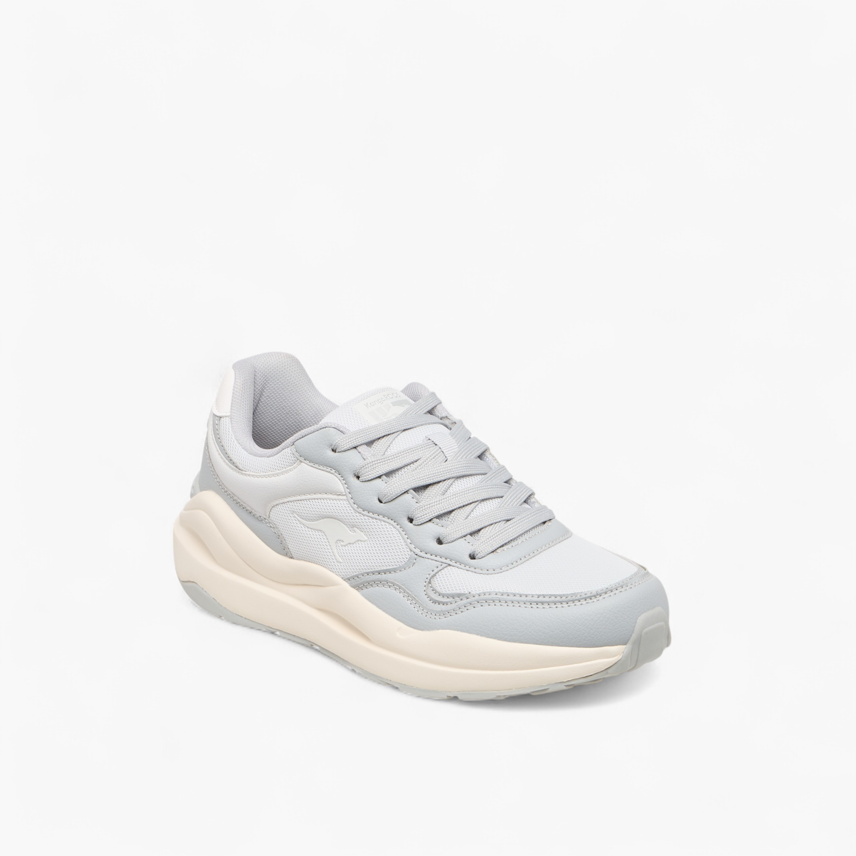 حذاء رياضي بألواح ورباط للنساء من كانجاروز-women-shoes-sports-image-4